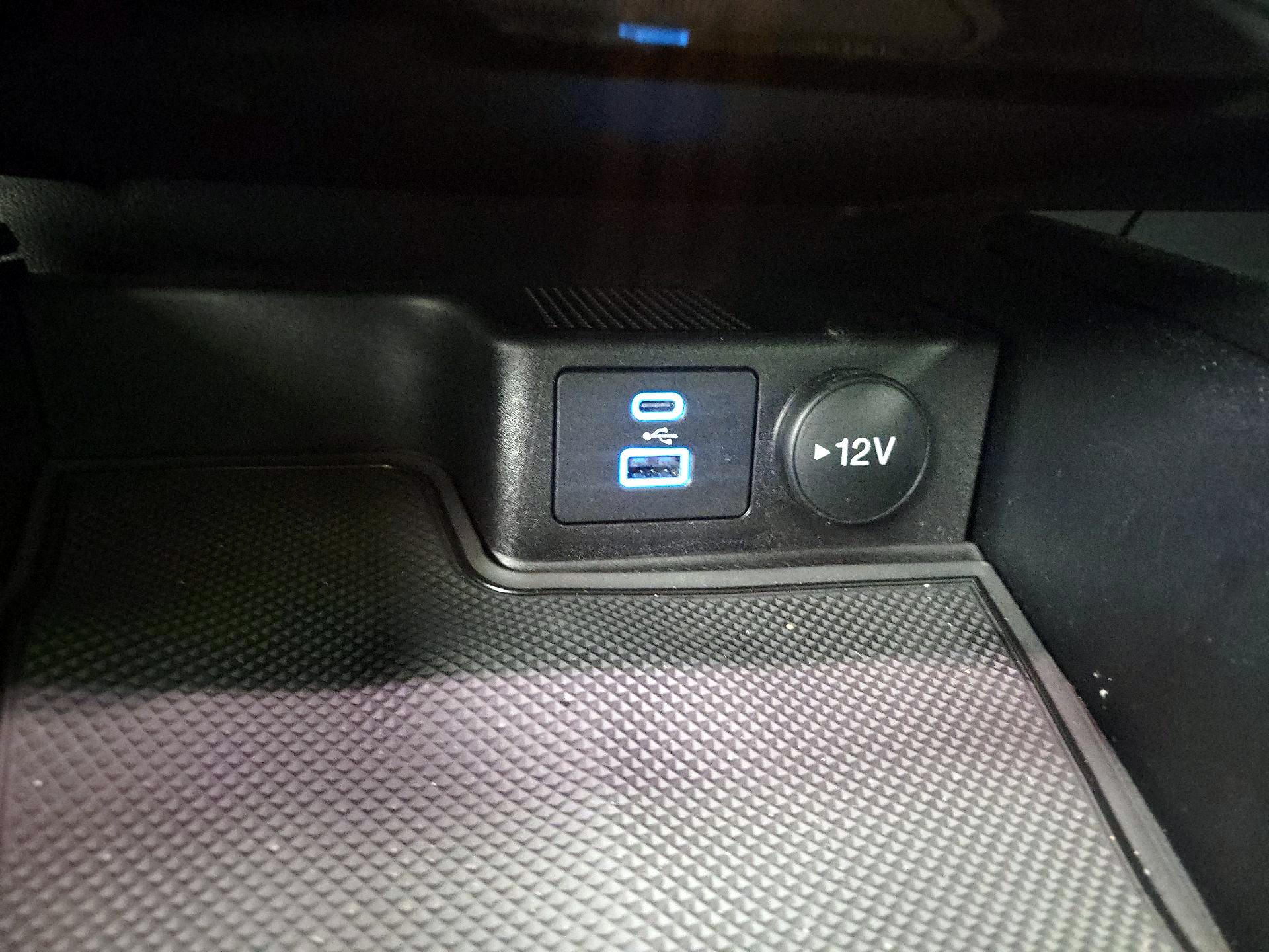 Thumbnail: 2022 Ford Escape - 18