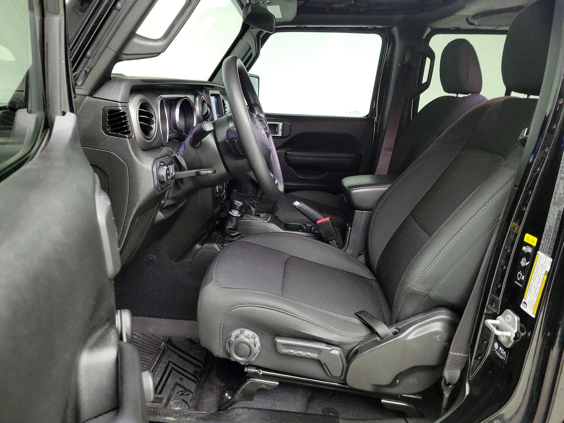 Thumbnail: 2022 Jeep Gladiator - 11