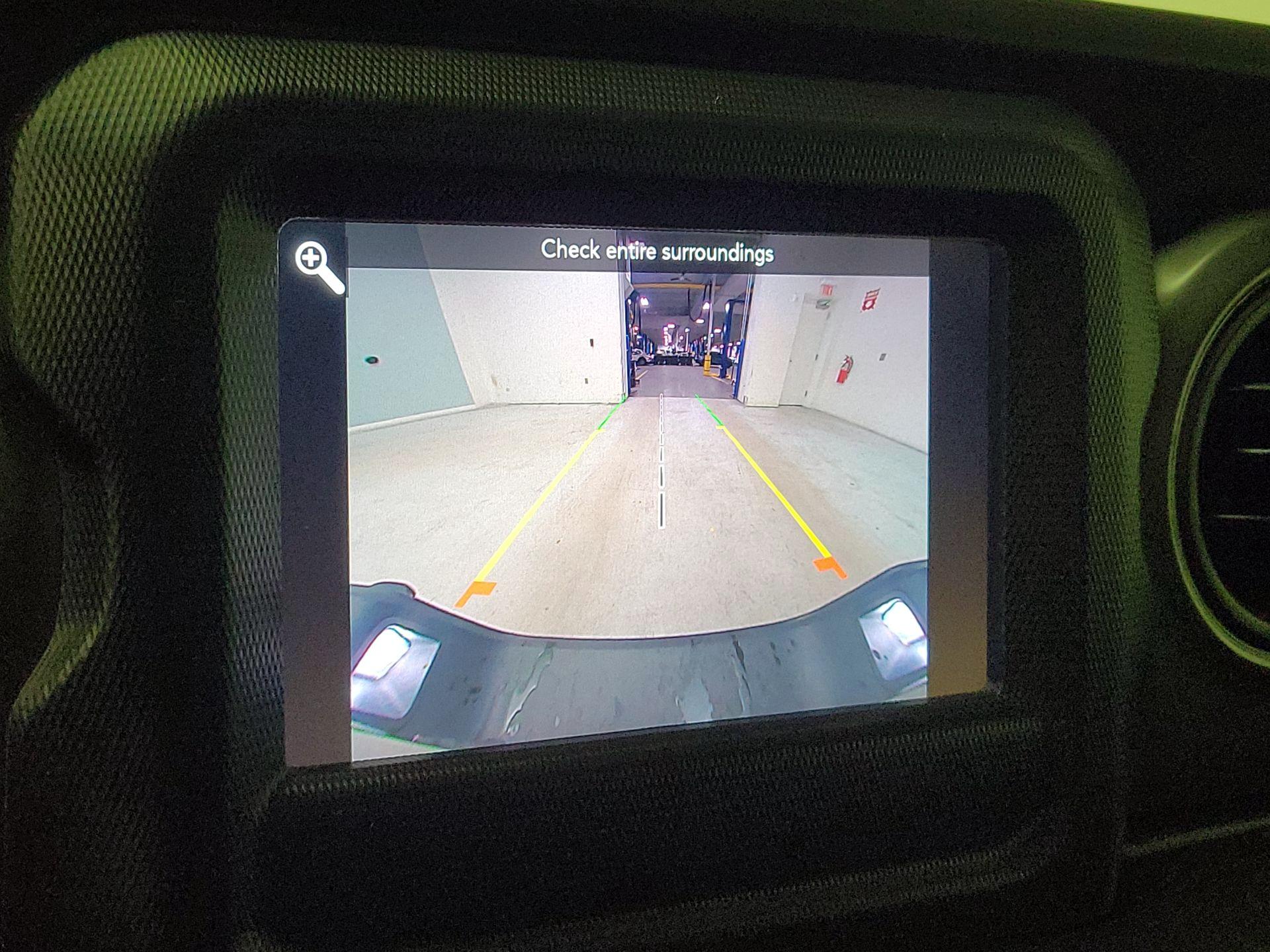 Thumbnail: 2022 Jeep Gladiator - 14