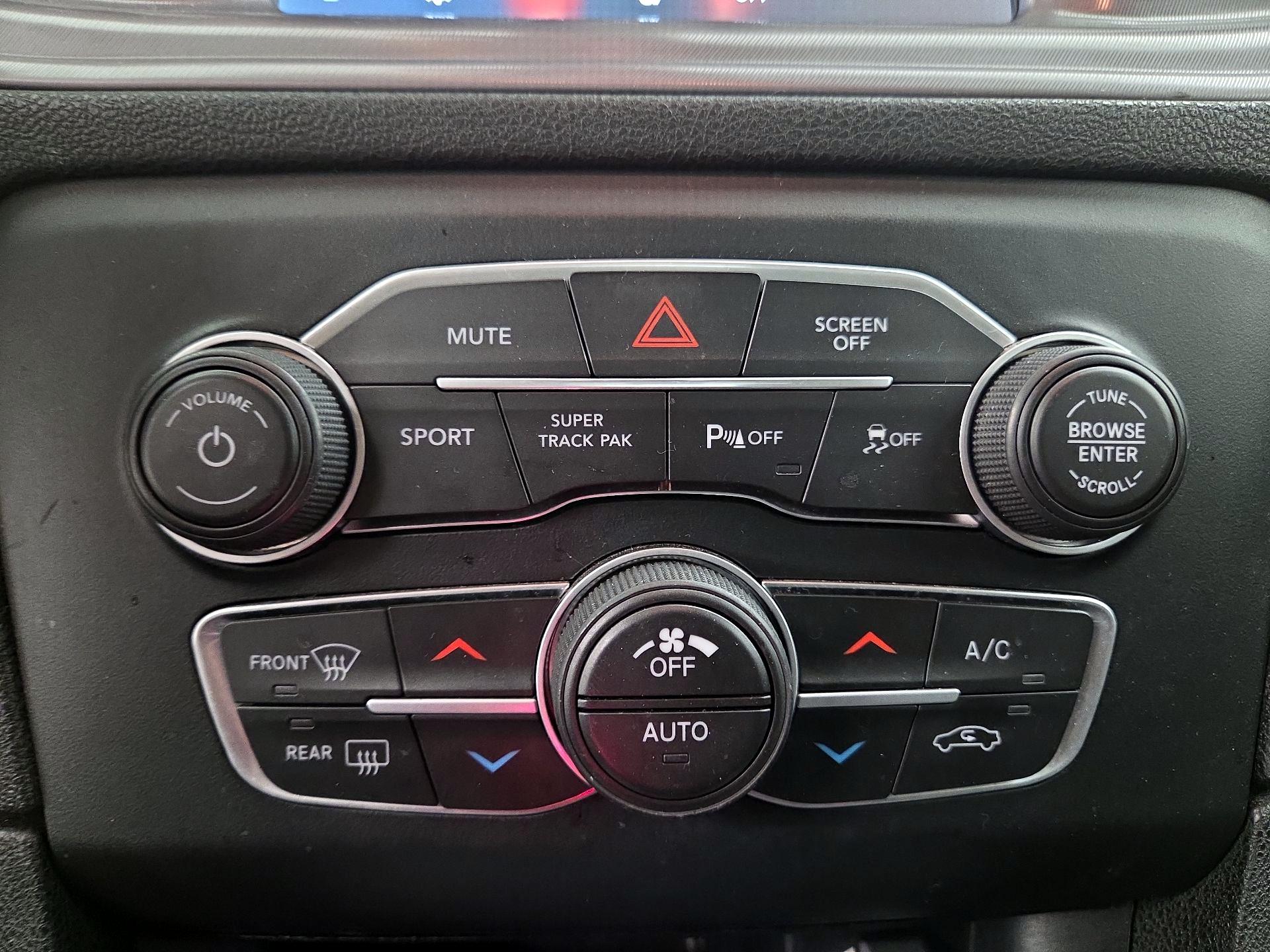 Thumbnail: 2023 Dodge Charger - 16