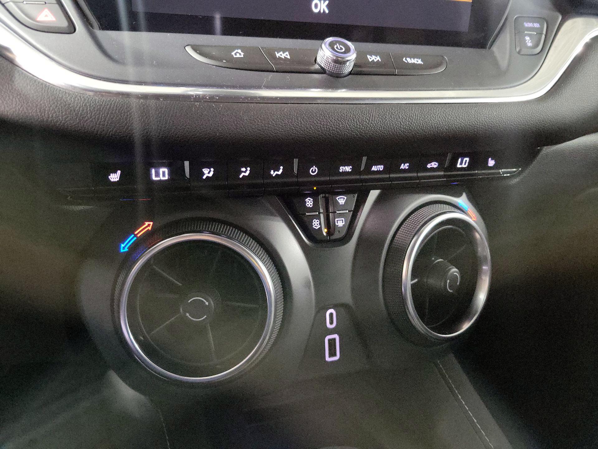 Thumbnail: 2023 Chevrolet Blazer - 16