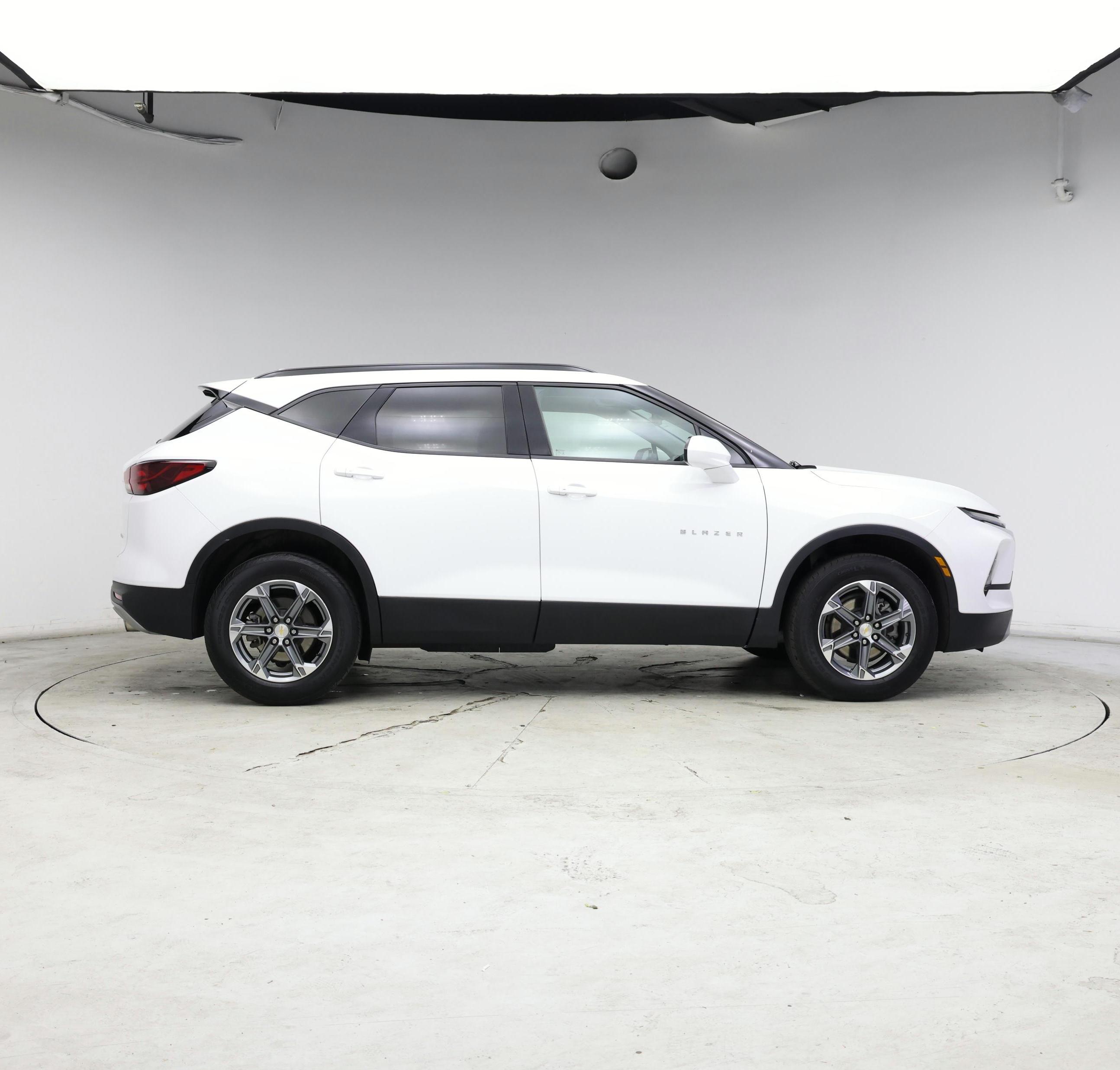 Thumbnail: 2023 Chevrolet Blazer - 7