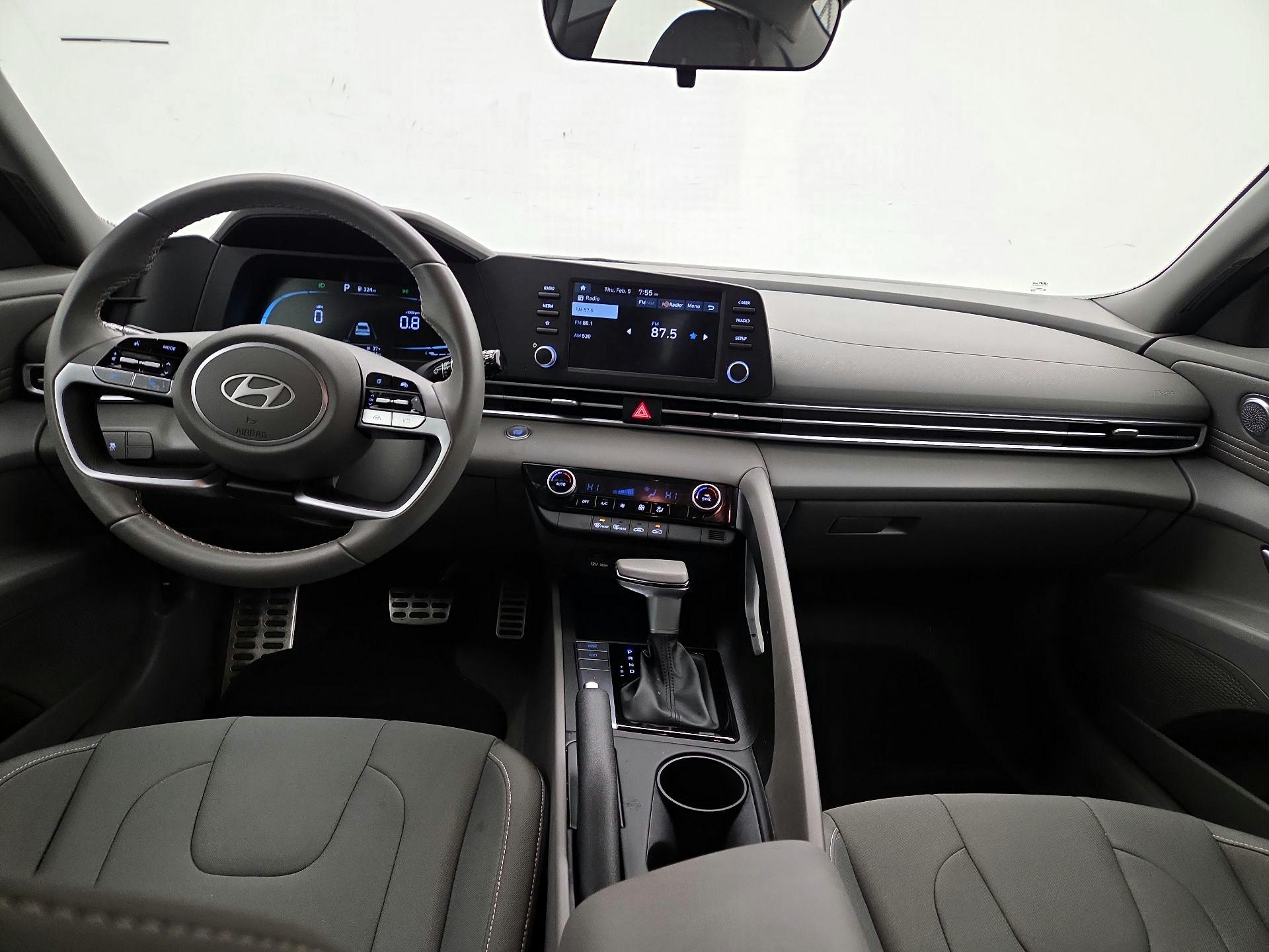 Thumbnail: 2025 Hyundai Elantra - 9