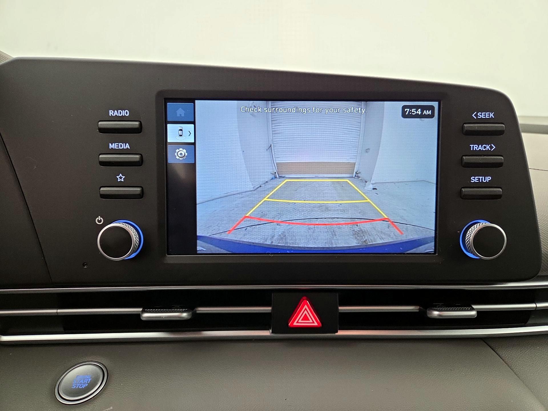 Thumbnail: 2025 Hyundai Elantra - 14