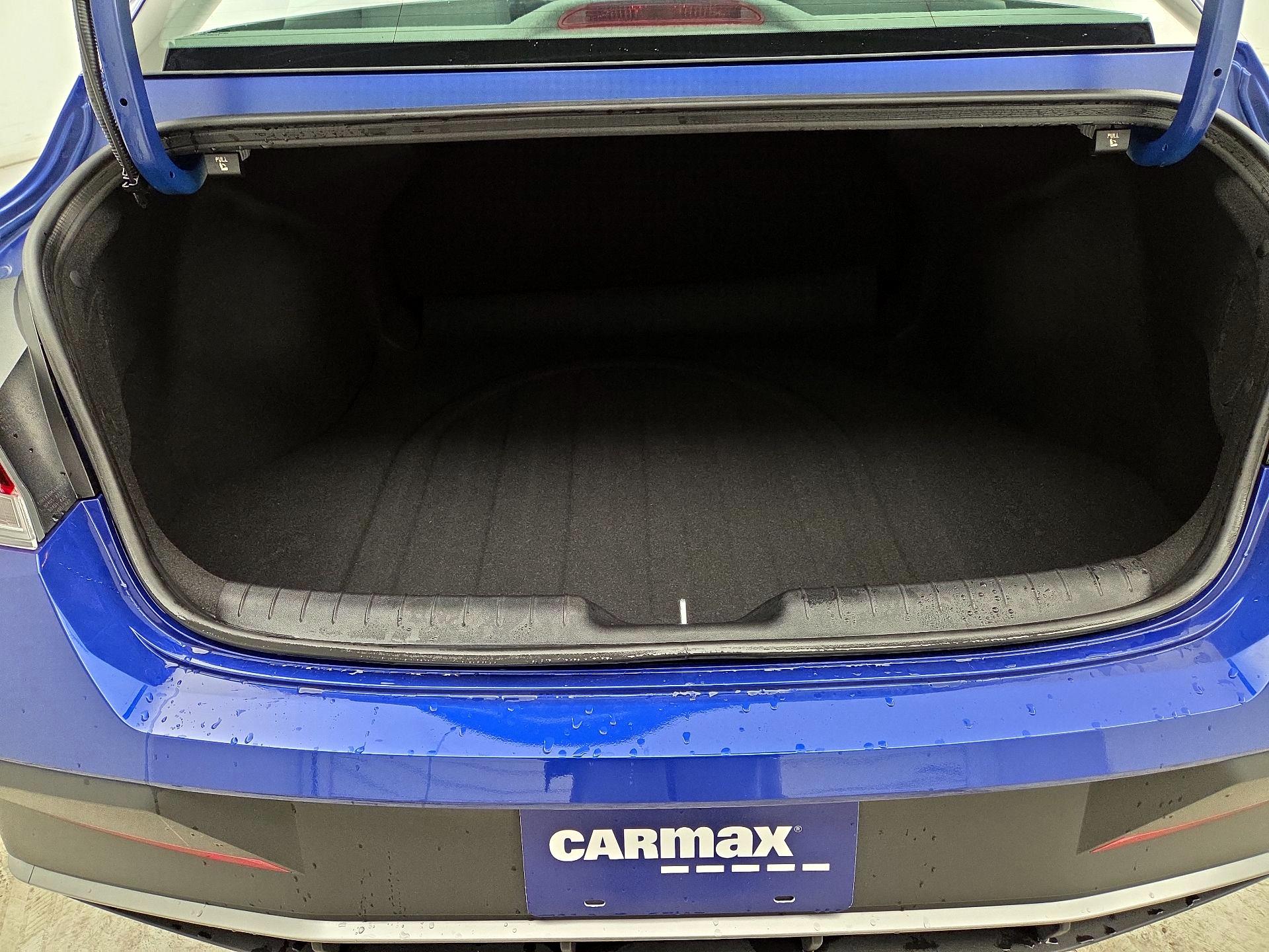 Thumbnail: 2025 Hyundai Elantra - 20