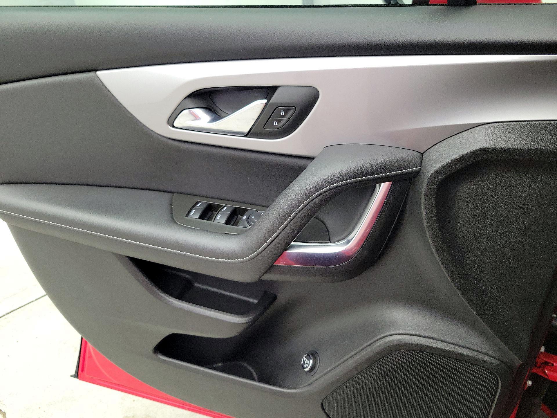 Thumbnail: 2023 Chevrolet Blazer - 12