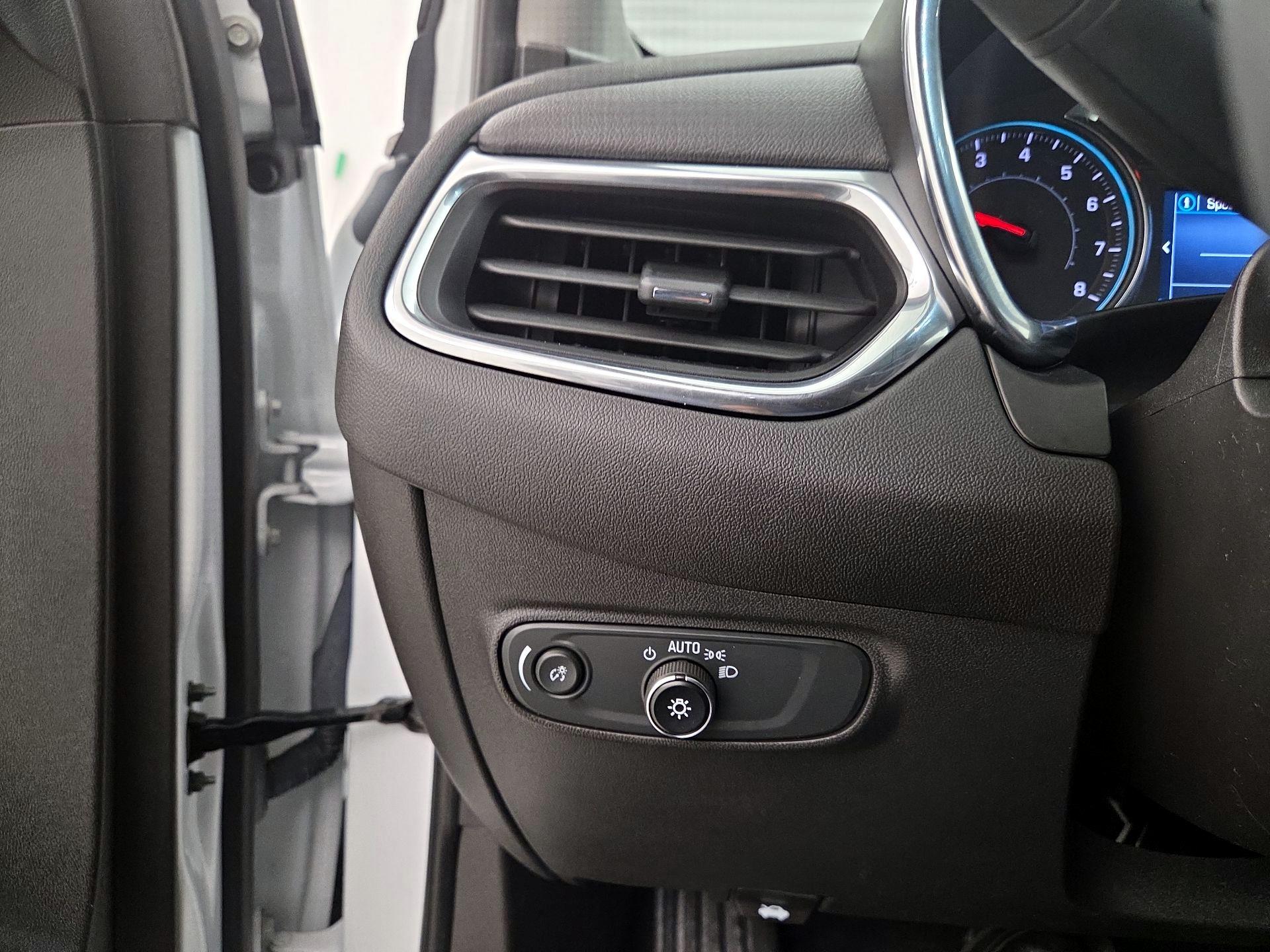 Thumbnail: 2024 Chevrolet Equinox - 13