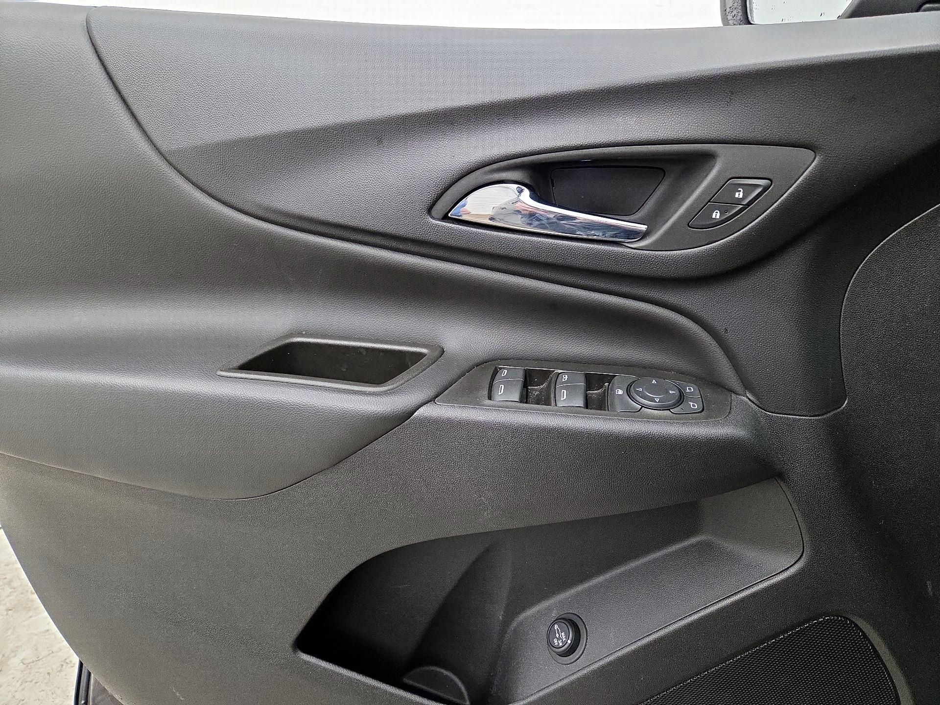 Thumbnail: 2023 Chevrolet Equinox - 12