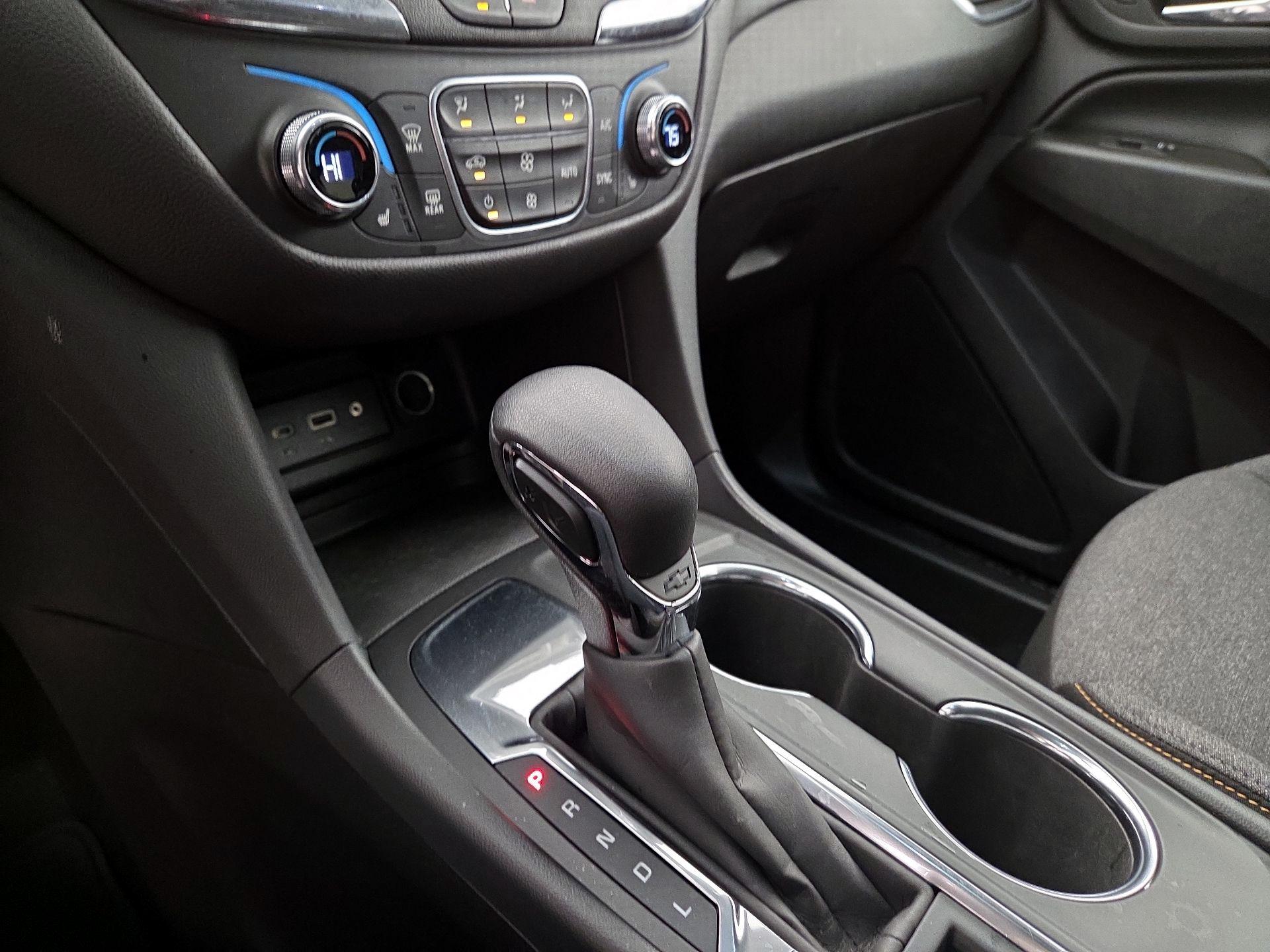 Thumbnail: 2024 Chevrolet Equinox - 17