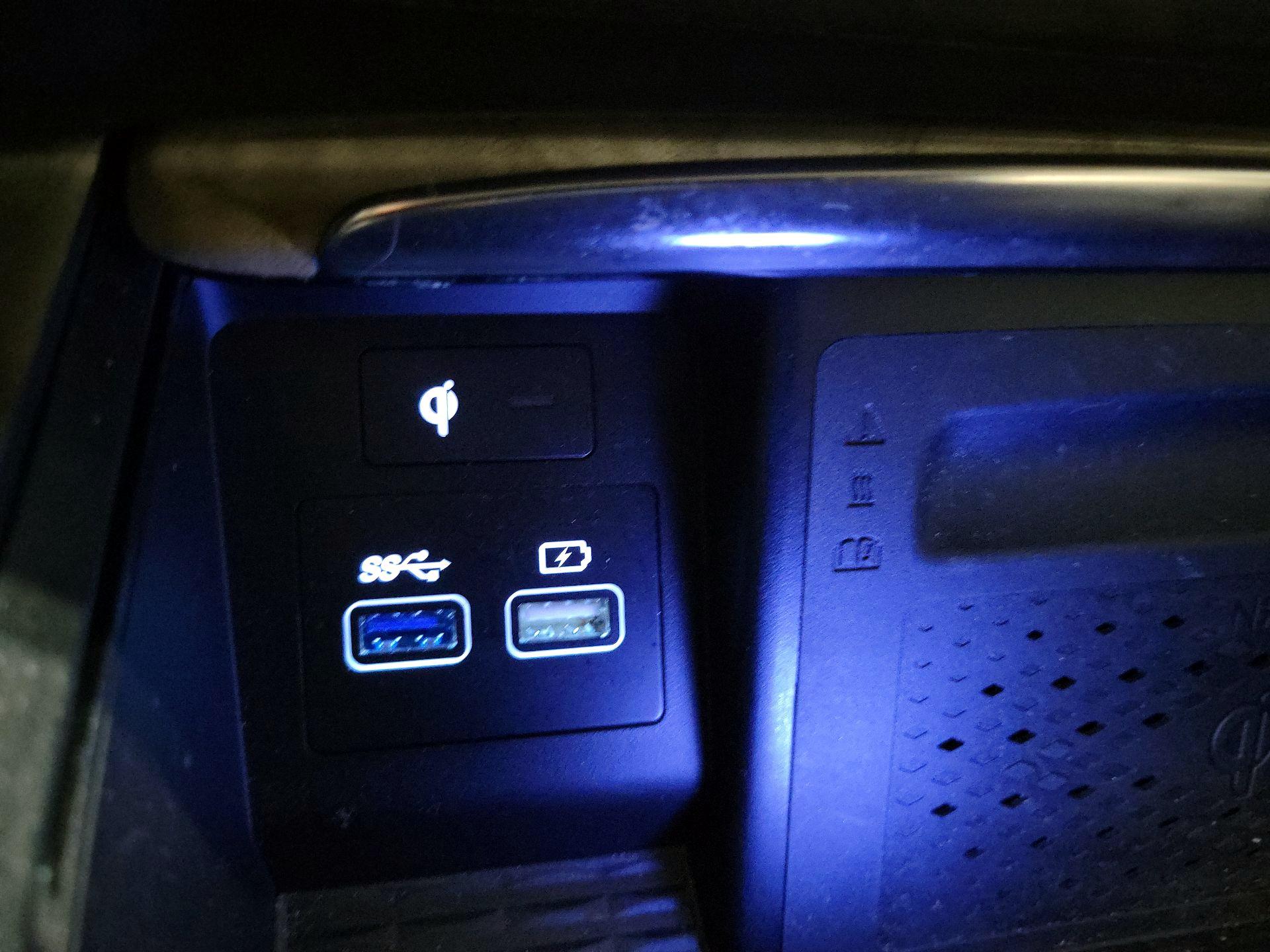 Thumbnail: 2023 Genesis GV80 - 19