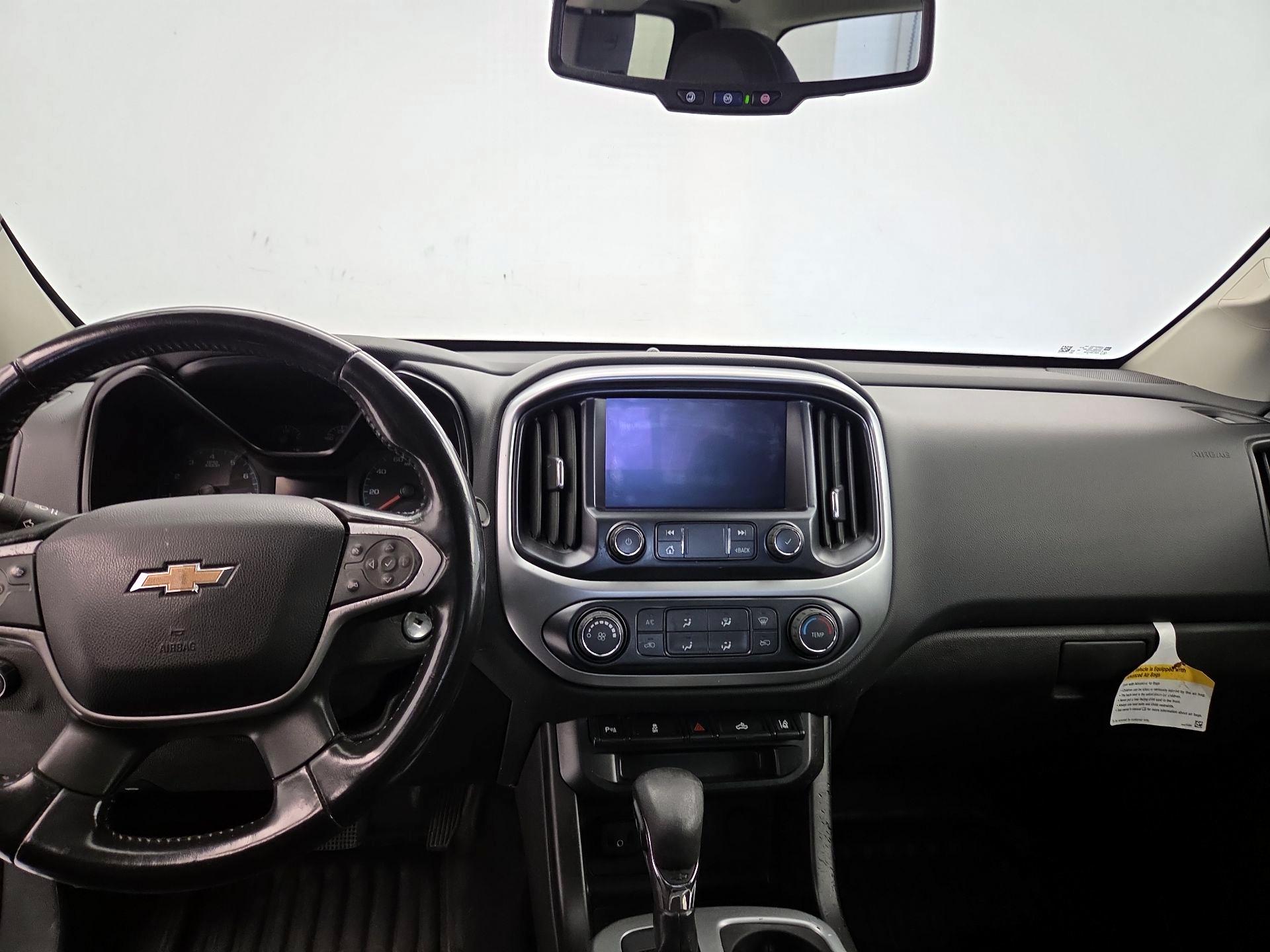 Thumbnail: 2022 Chevrolet Colorado - 9