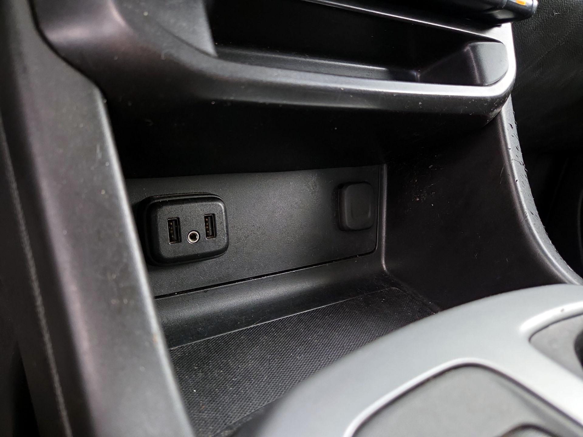 Thumbnail: 2022 Chevrolet Colorado - 18