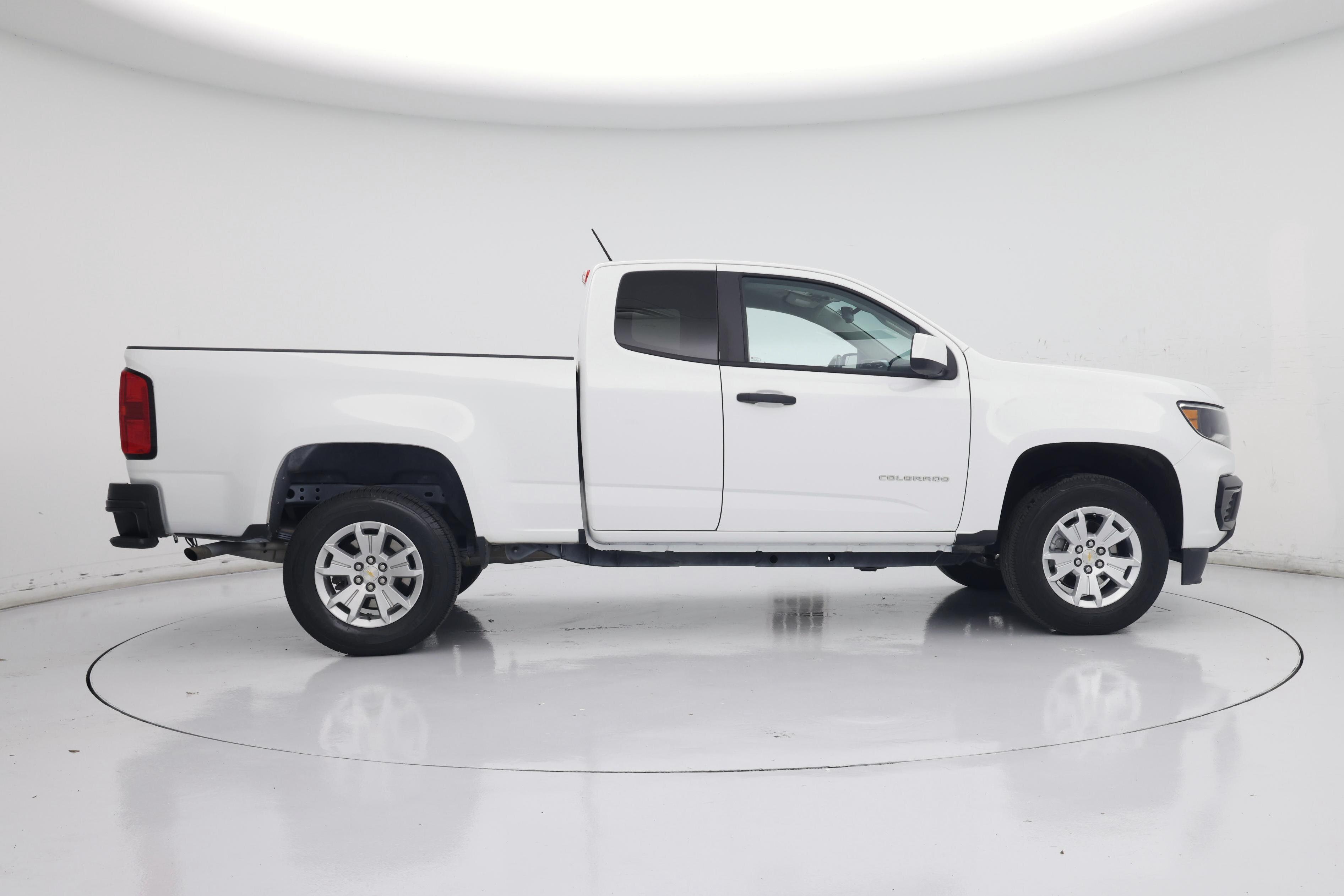 Thumbnail: 2022 Chevrolet Colorado - 7