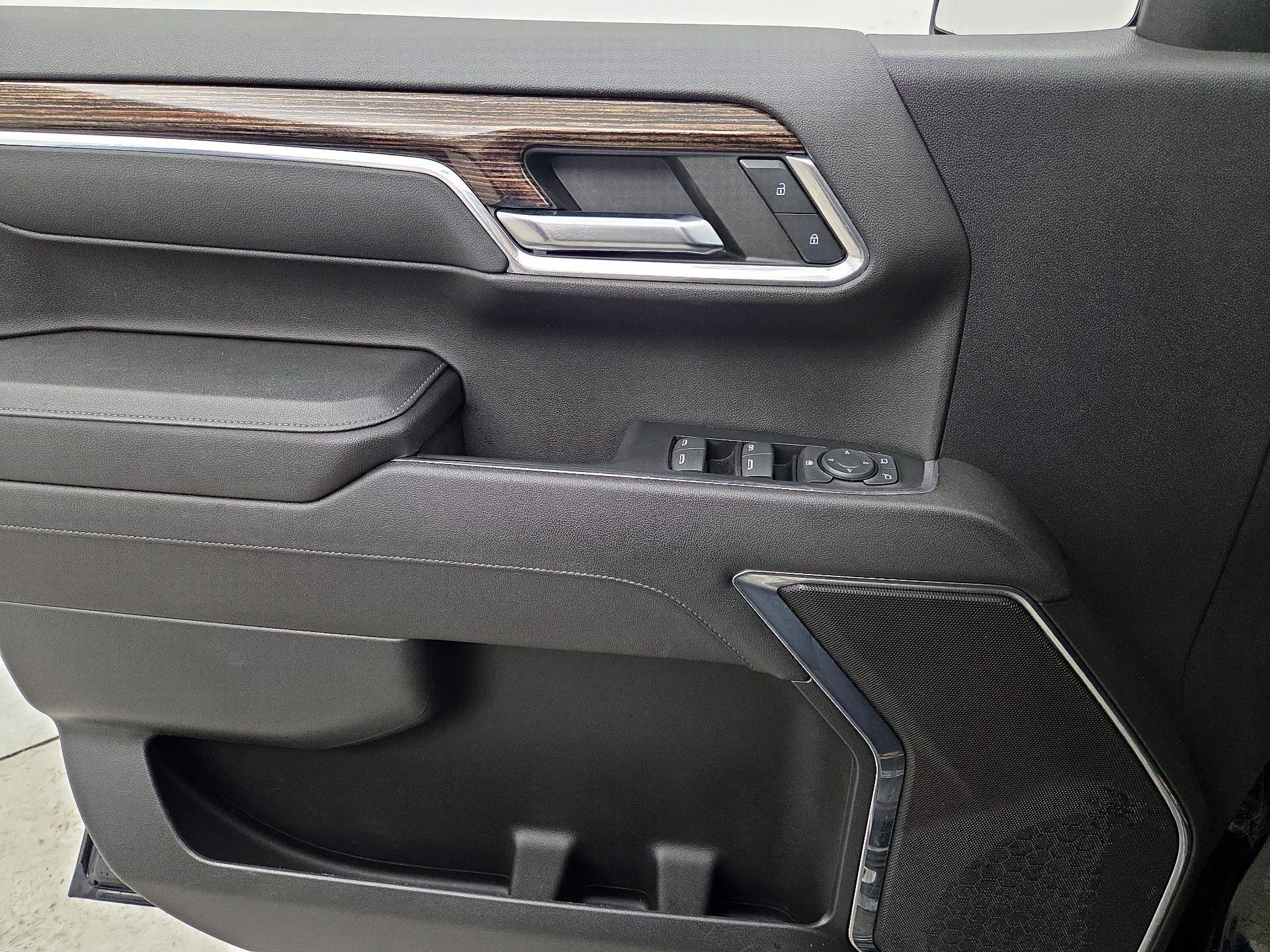 Thumbnail: 2023 GMC Sierra 1500 - 12