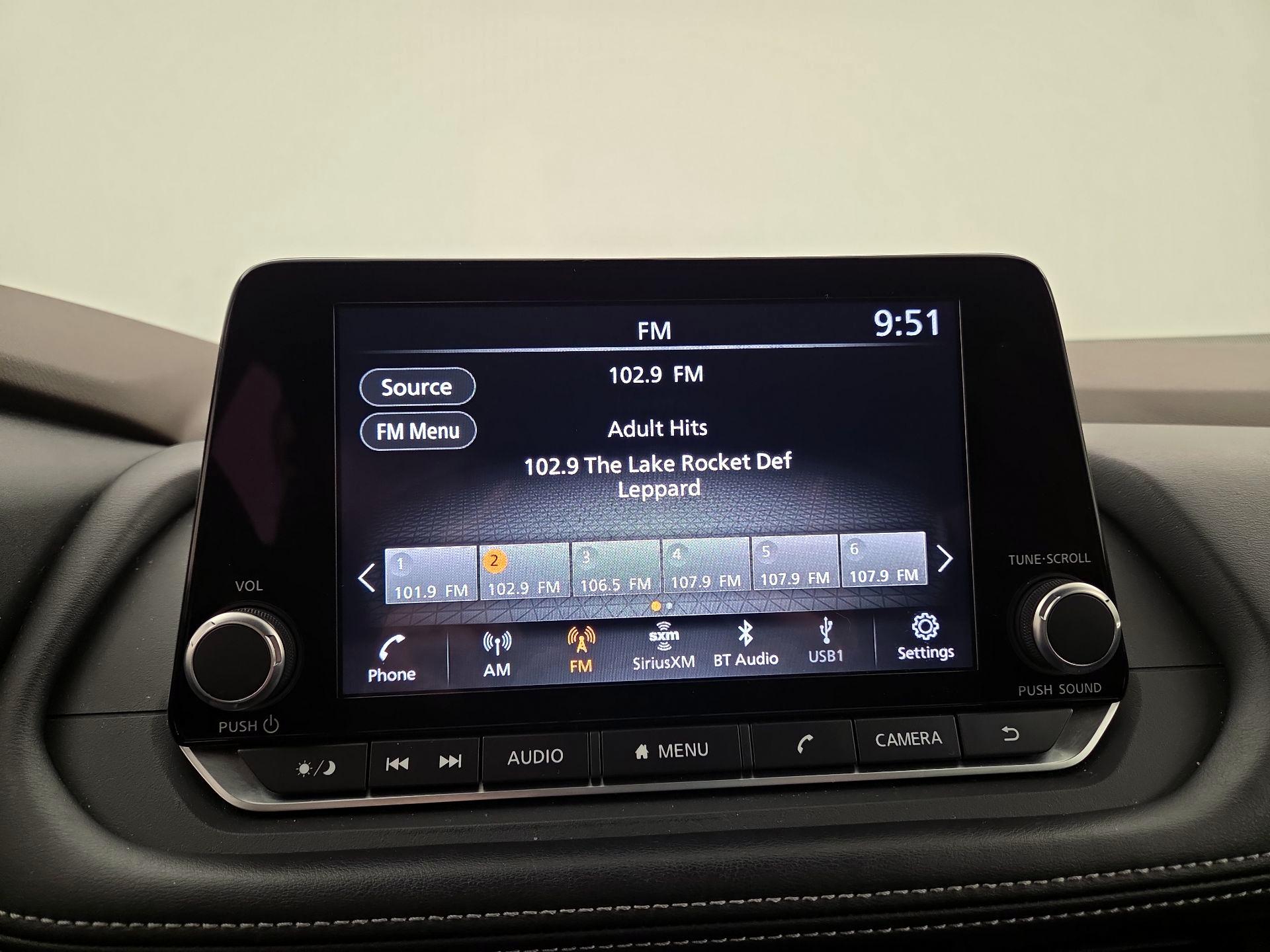 Thumbnail: 2023 Nissan Rogue - 15