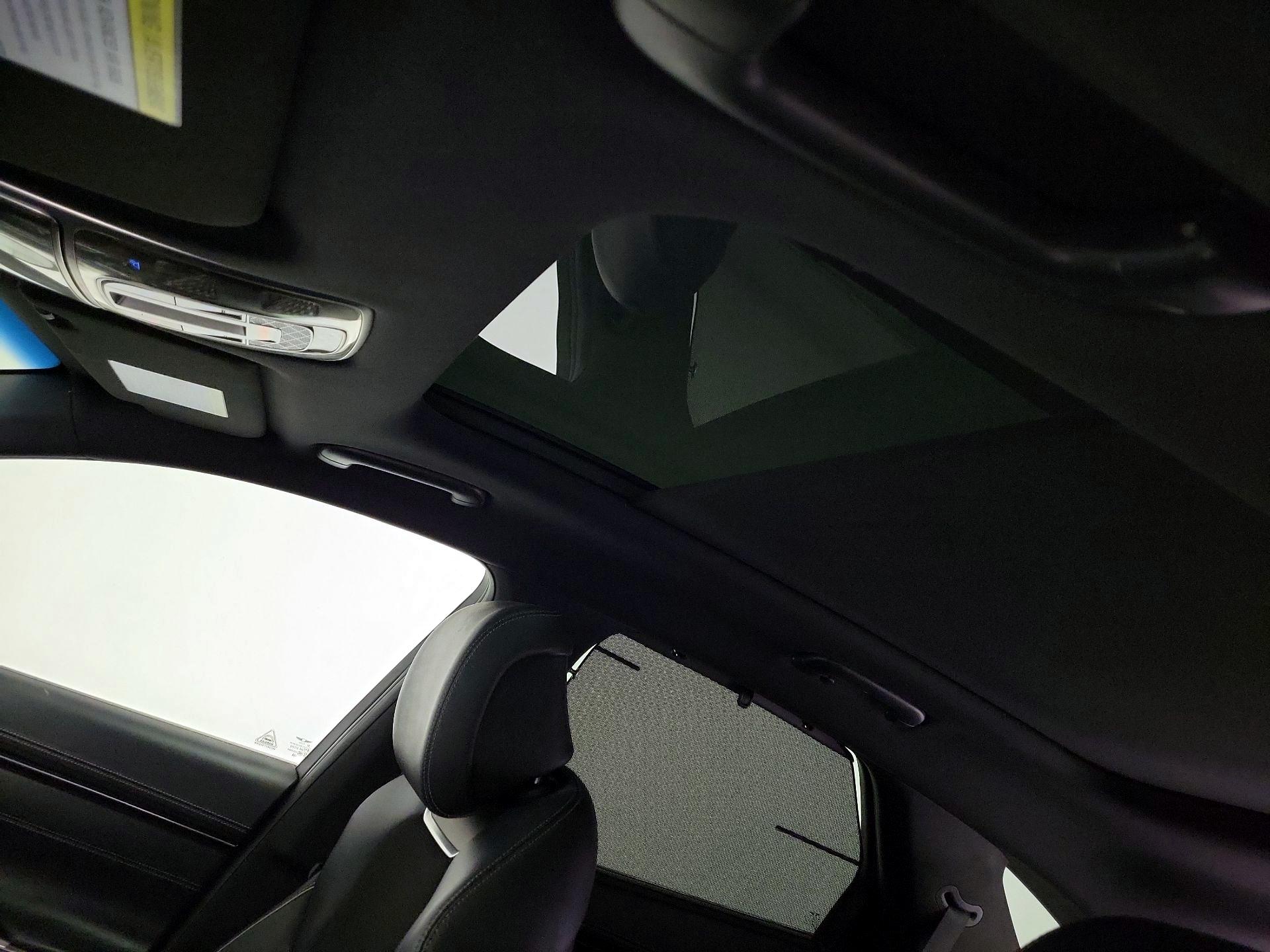 Thumbnail: 2025 Genesis GV70 - 20