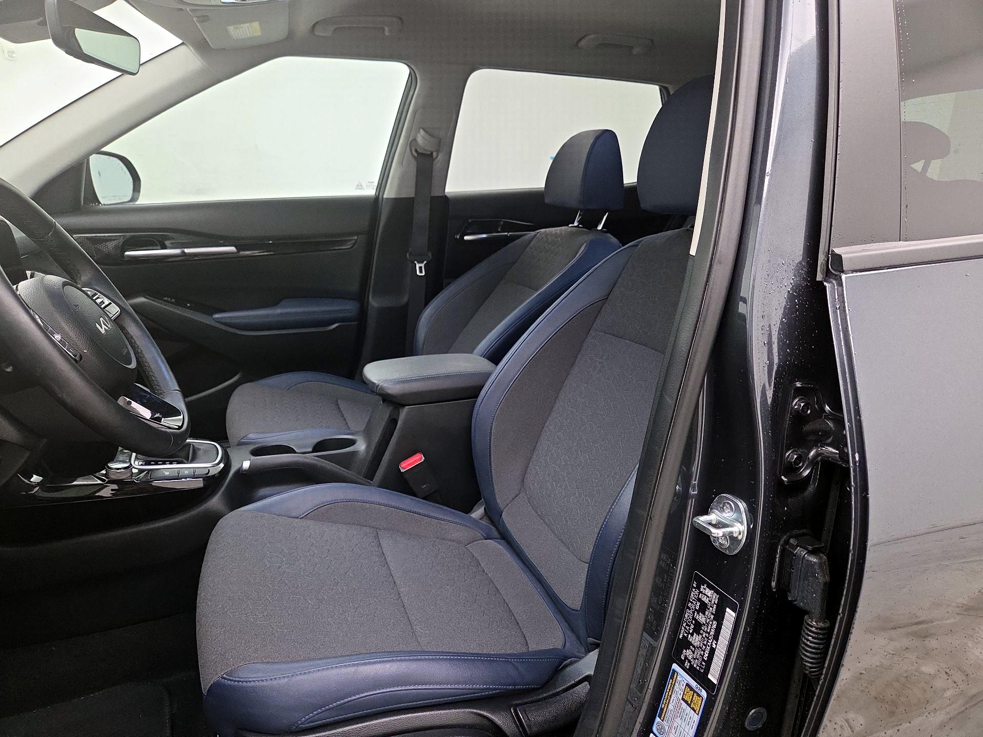 Thumbnail: 2025 Kia Seltos - 11