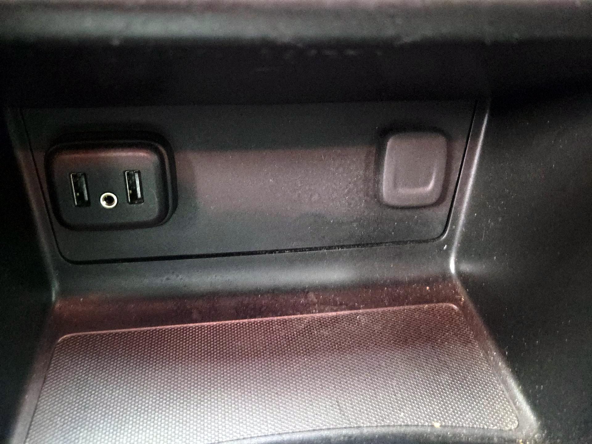 Thumbnail: 2022 Chevrolet Colorado - 18