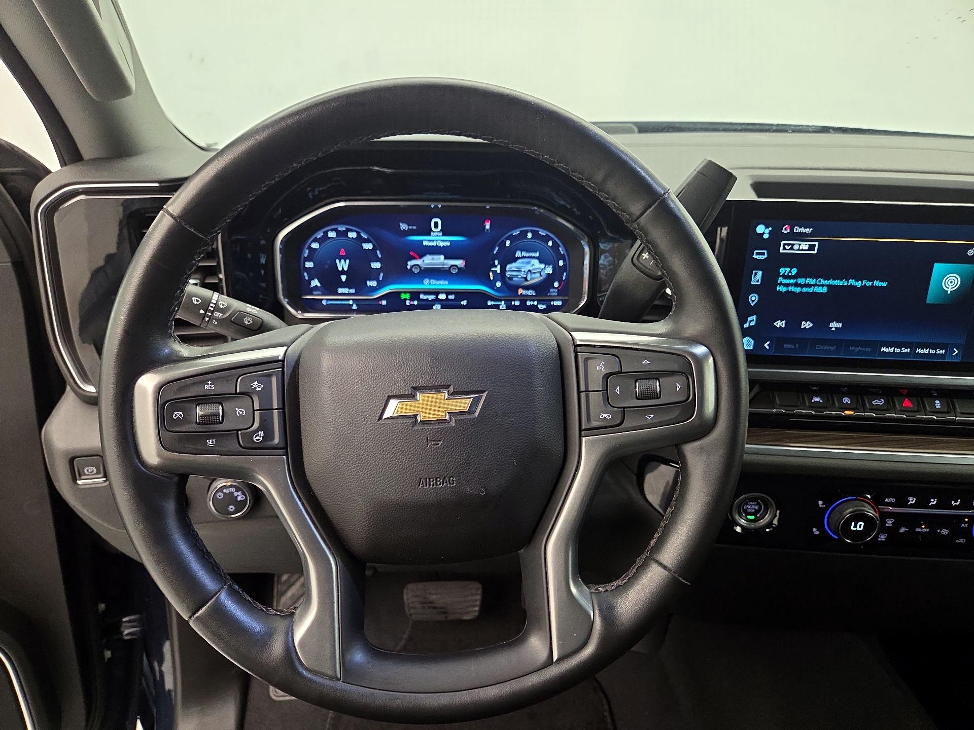 Thumbnail: 2023 Chevrolet Silverado 1500 - 10