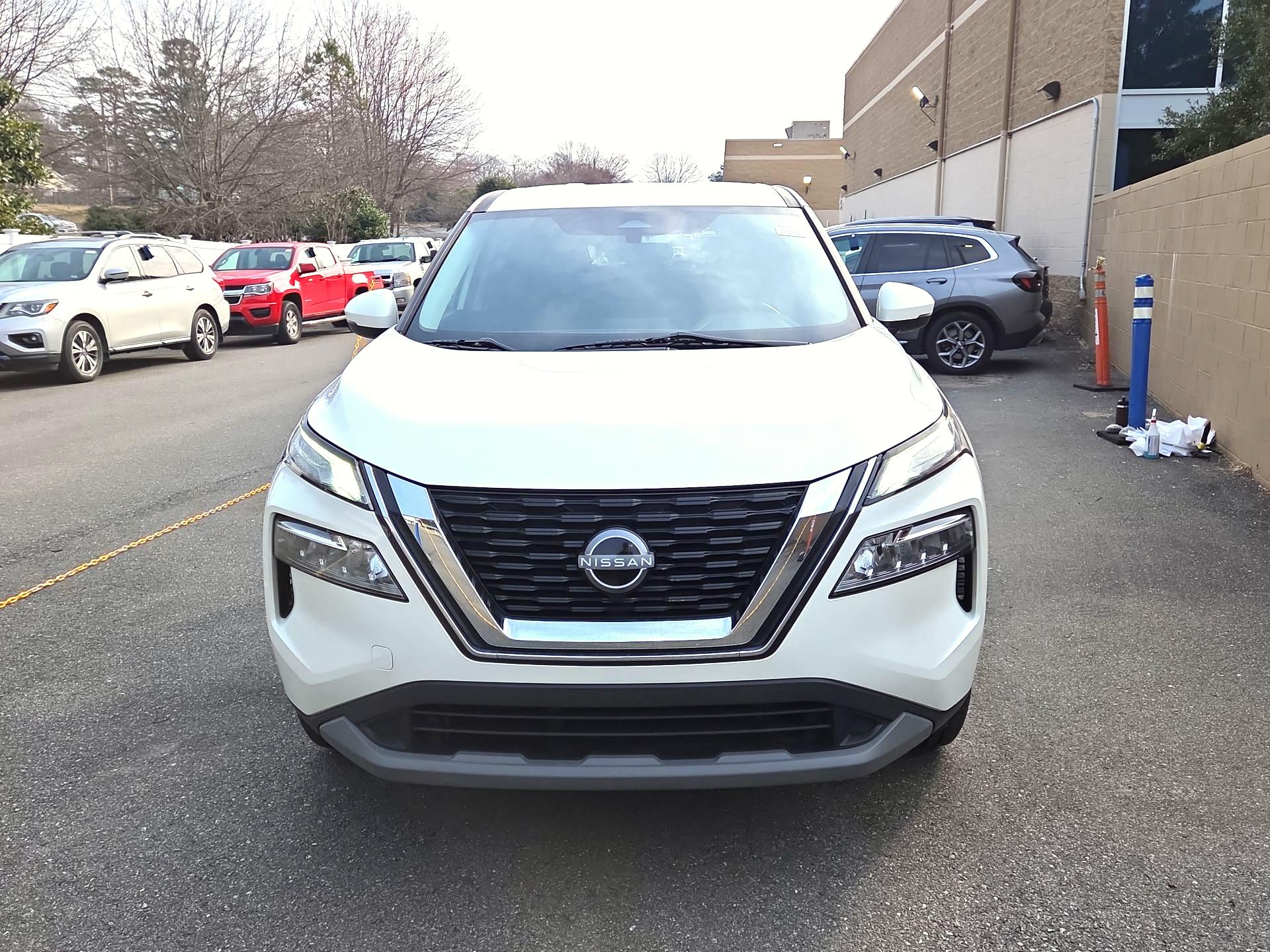 Thumbnail: 2023 Nissan Rogue - 2