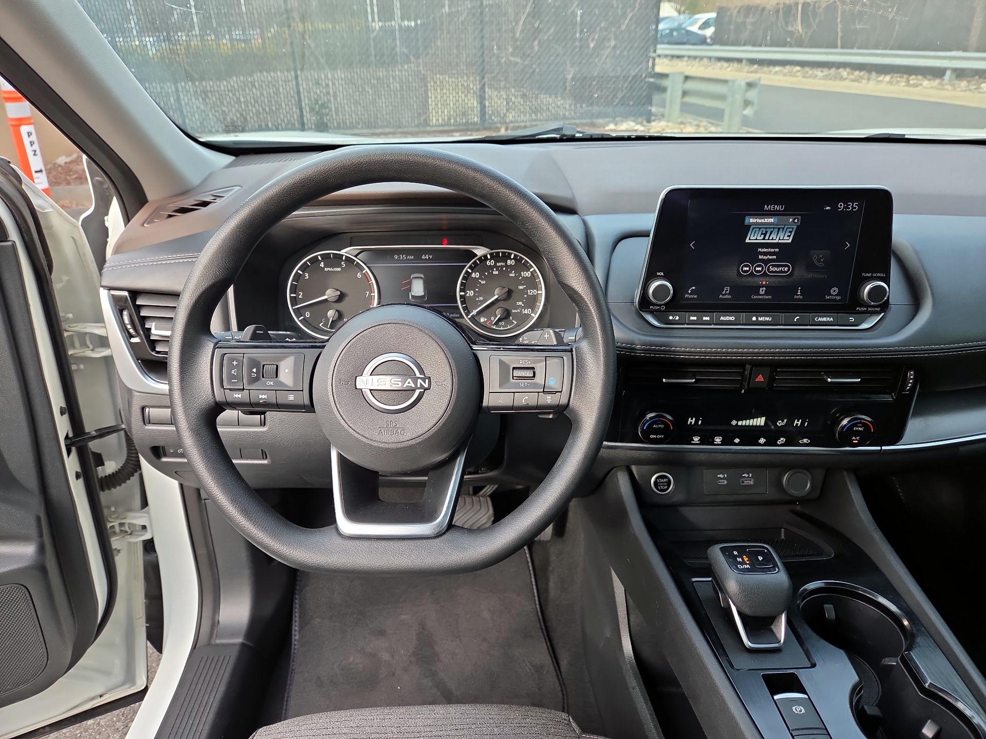 Thumbnail: 2023 Nissan Rogue - 8