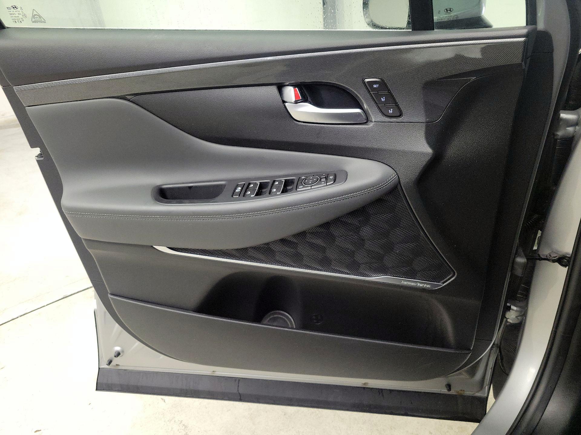 Thumbnail: 2023 Hyundai Santa Fe - 12