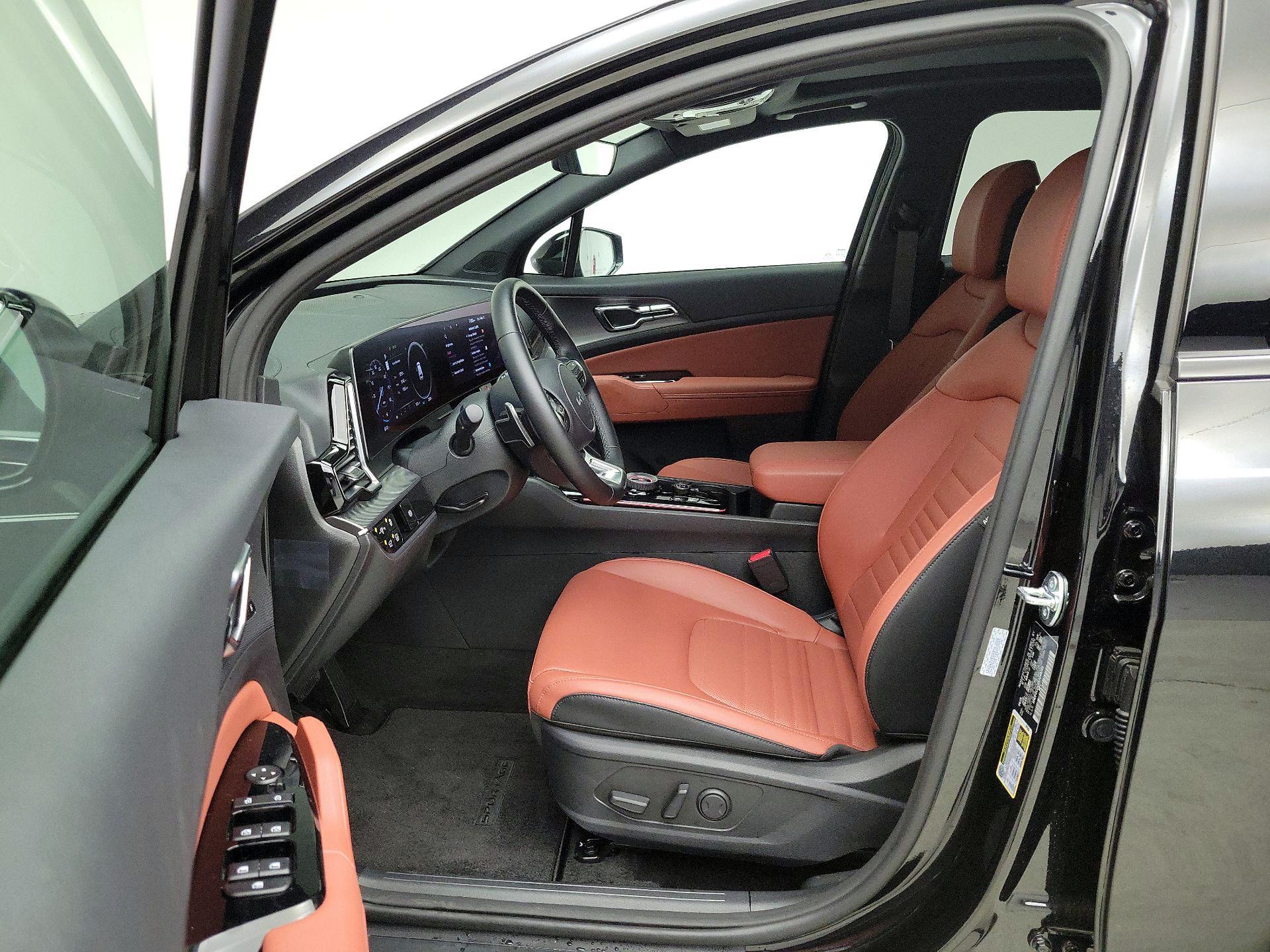 Thumbnail: 2025 Kia Sportage - 11