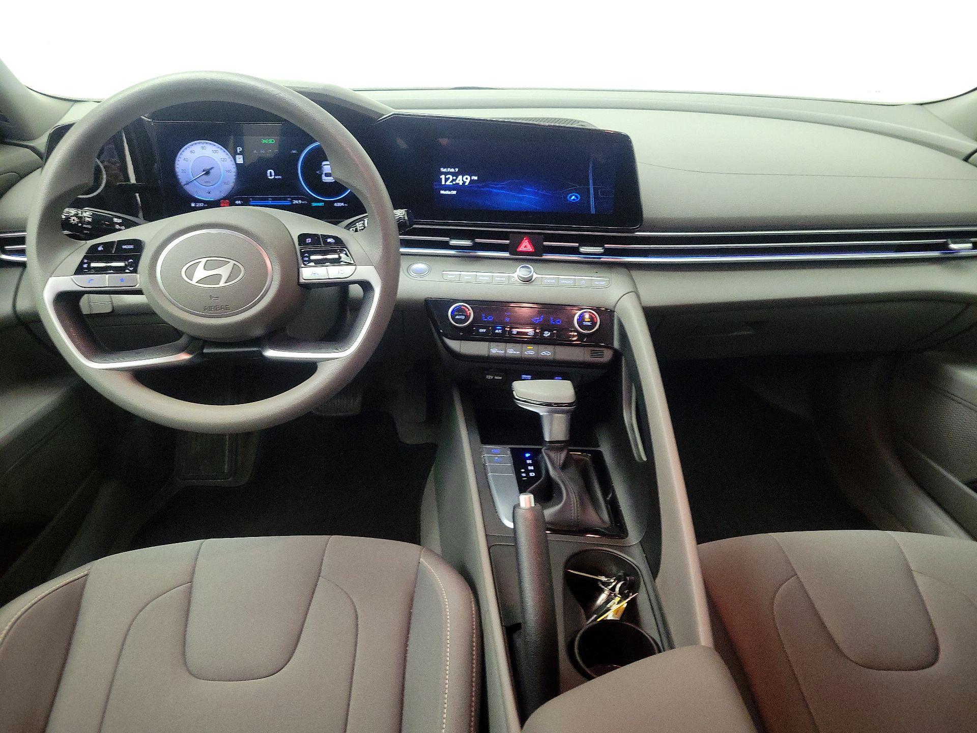 Thumbnail: 2024 Hyundai Elantra - 9