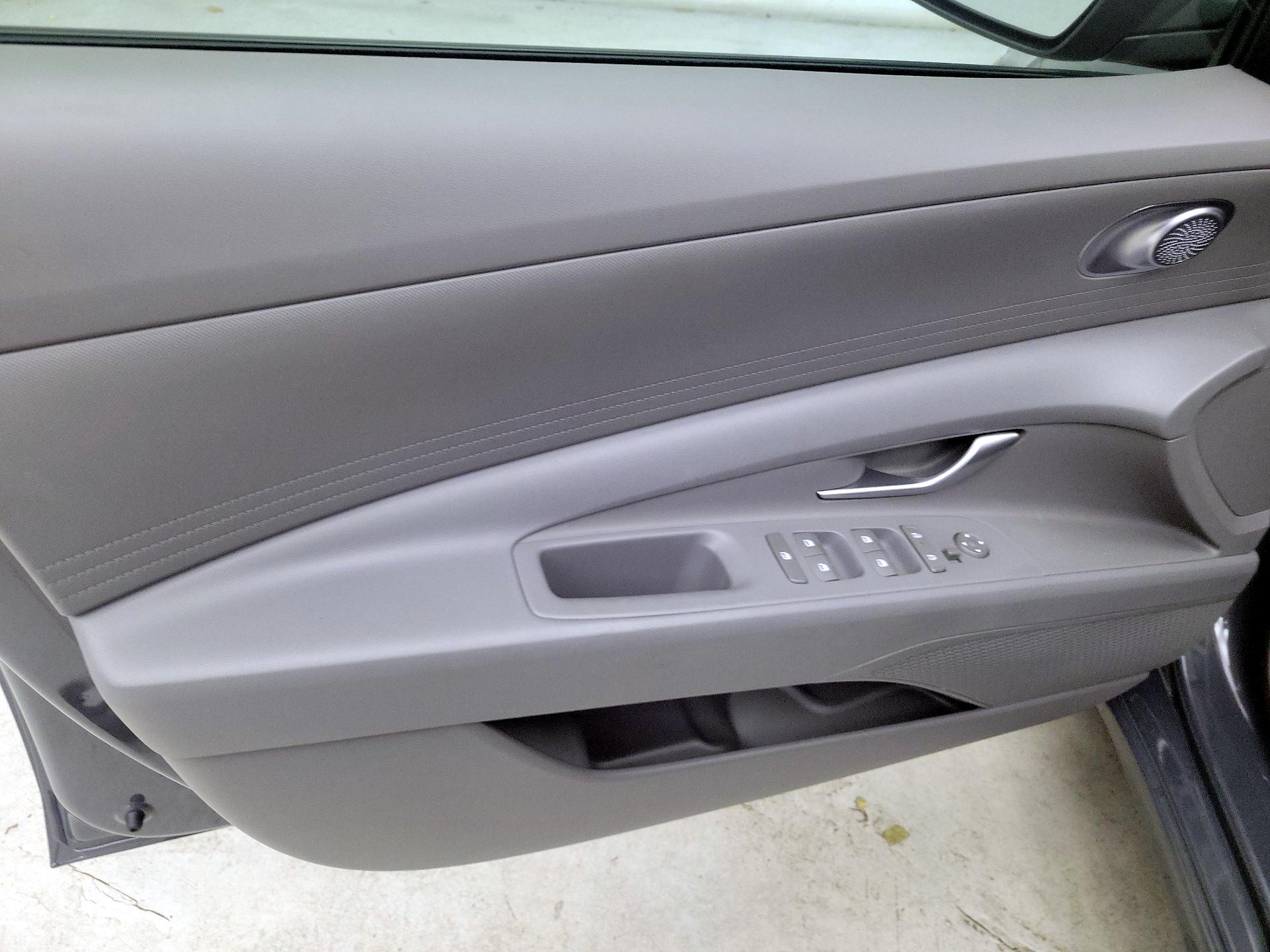 Thumbnail: 2024 Hyundai Elantra - 12