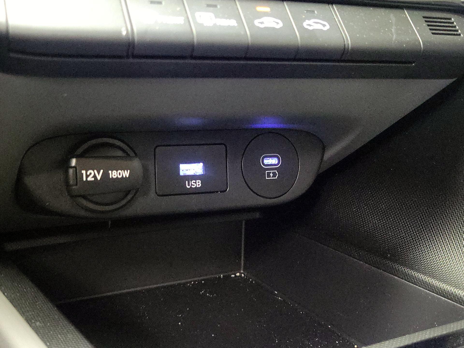 Thumbnail: 2024 Hyundai Elantra - 18