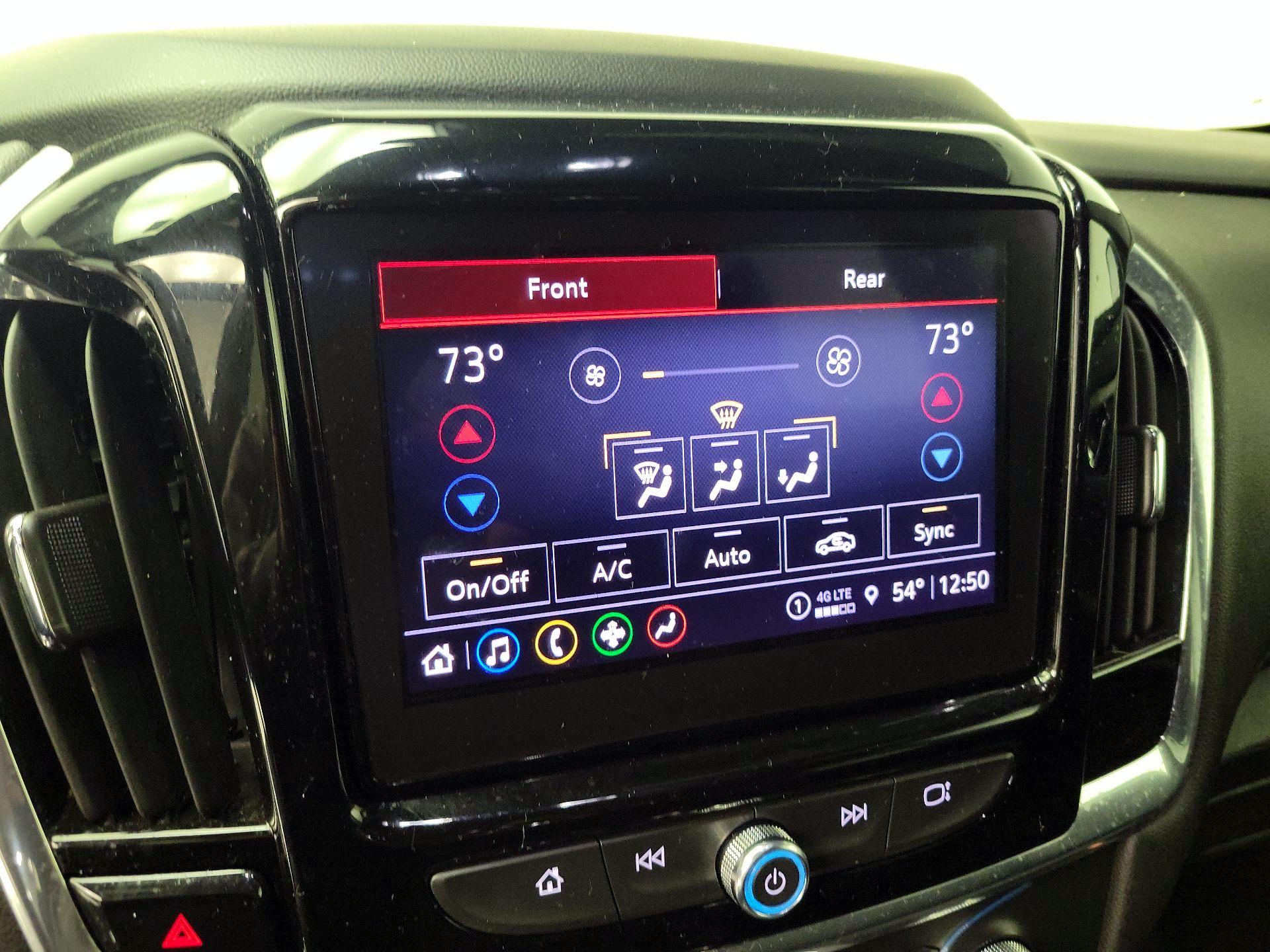 Thumbnail: 2022 Chevrolet Traverse - 17