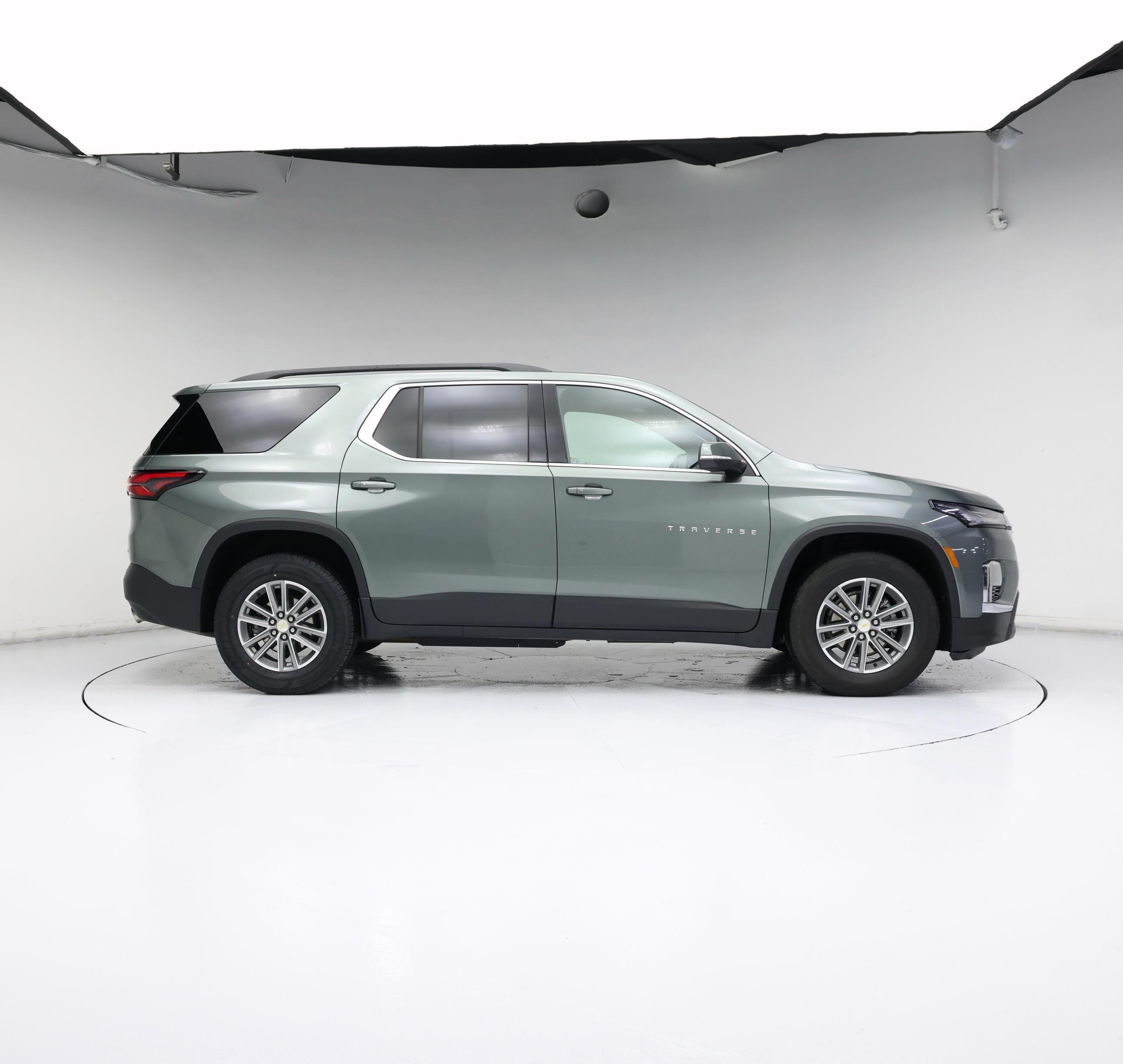 Thumbnail: 2022 Chevrolet Traverse - 7