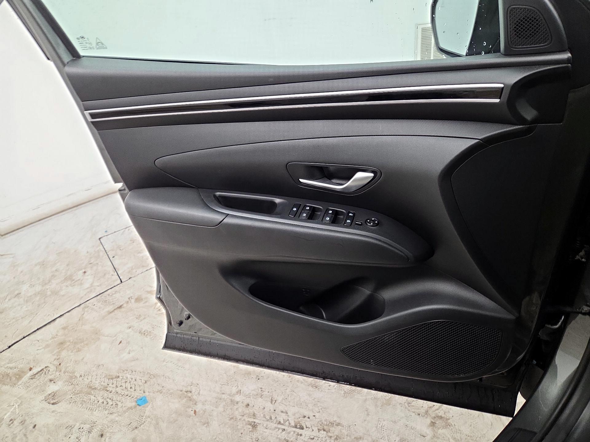 Thumbnail: 2023 Hyundai Tucson - 12