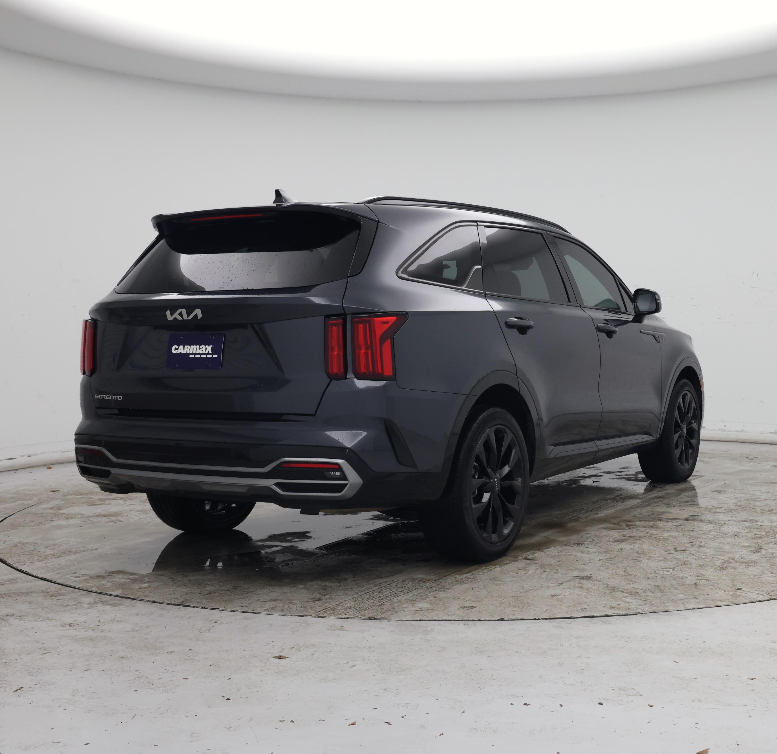 Thumbnail: 2023 Kia Sorento - 8