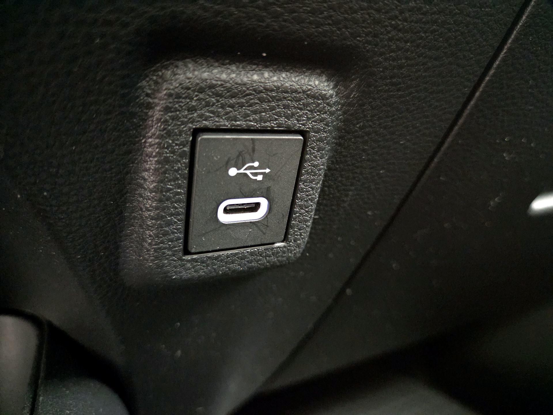 Thumbnail: 2024 Toyota Corolla - 18