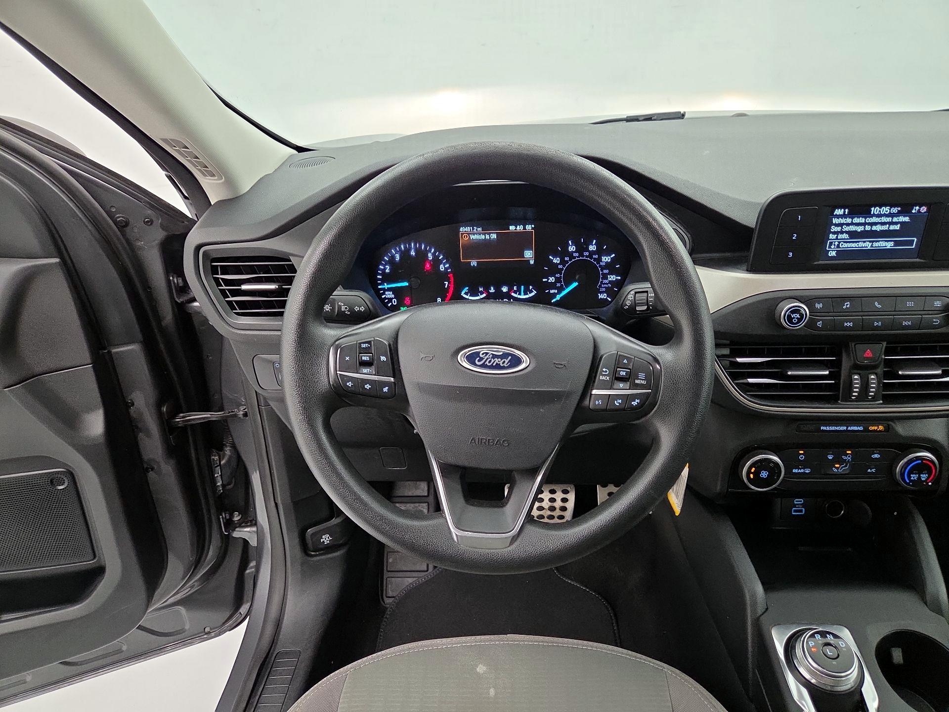 Thumbnail: 2021 Ford Escape - 10