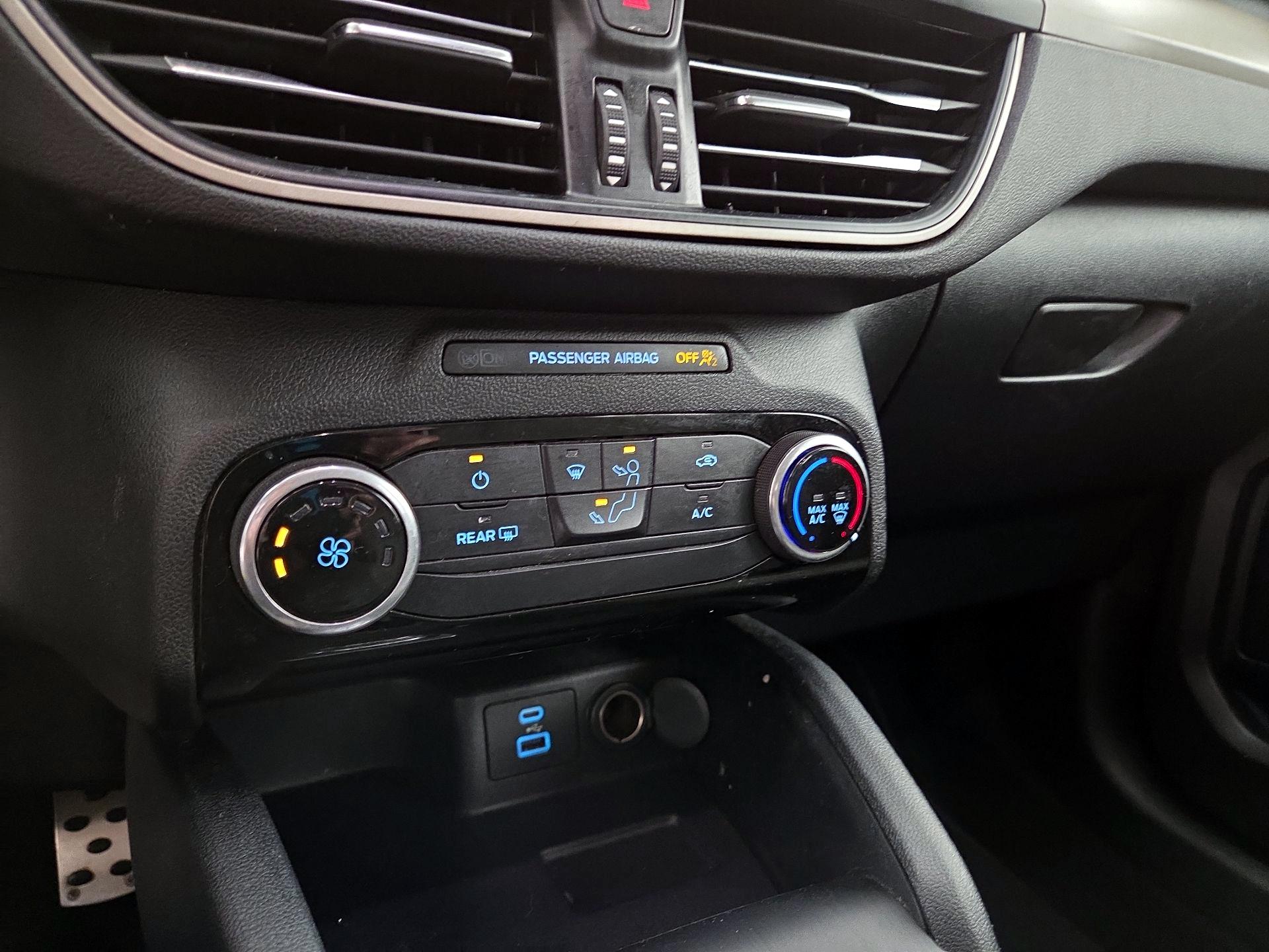 Thumbnail: 2021 Ford Escape - 16