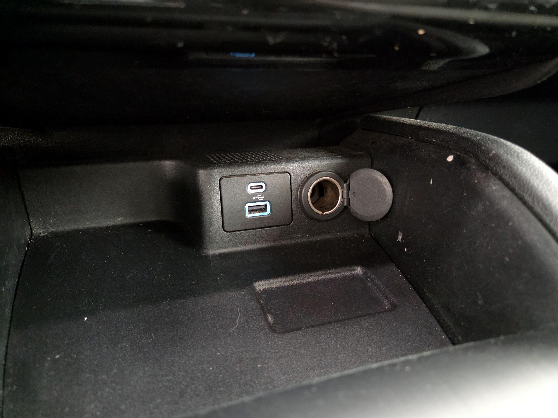 Thumbnail: 2021 Ford Escape - 18