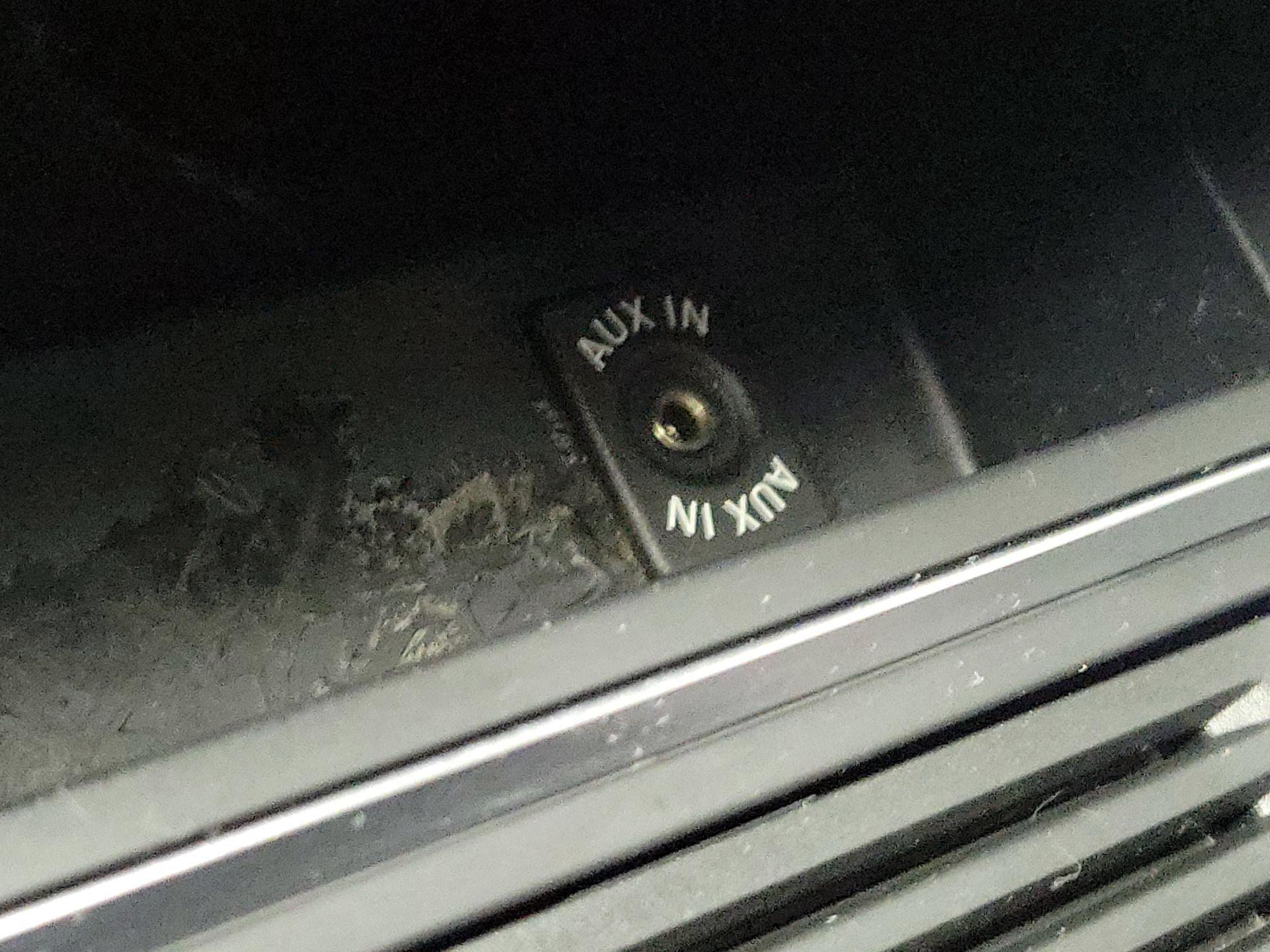 Thumbnail: 2015 Volkswagen Jetta - 17