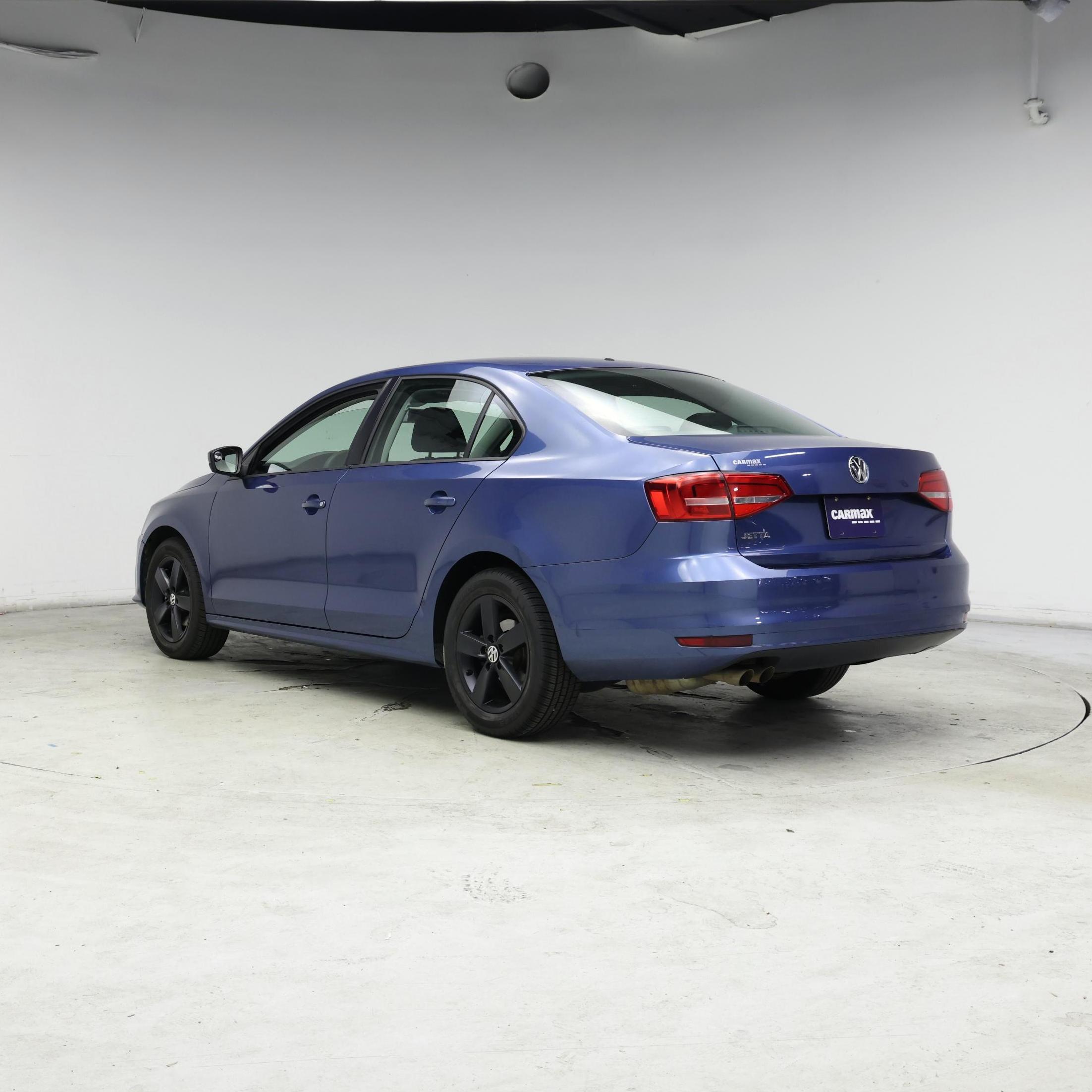 Thumbnail: 2015 Volkswagen Jetta - 2