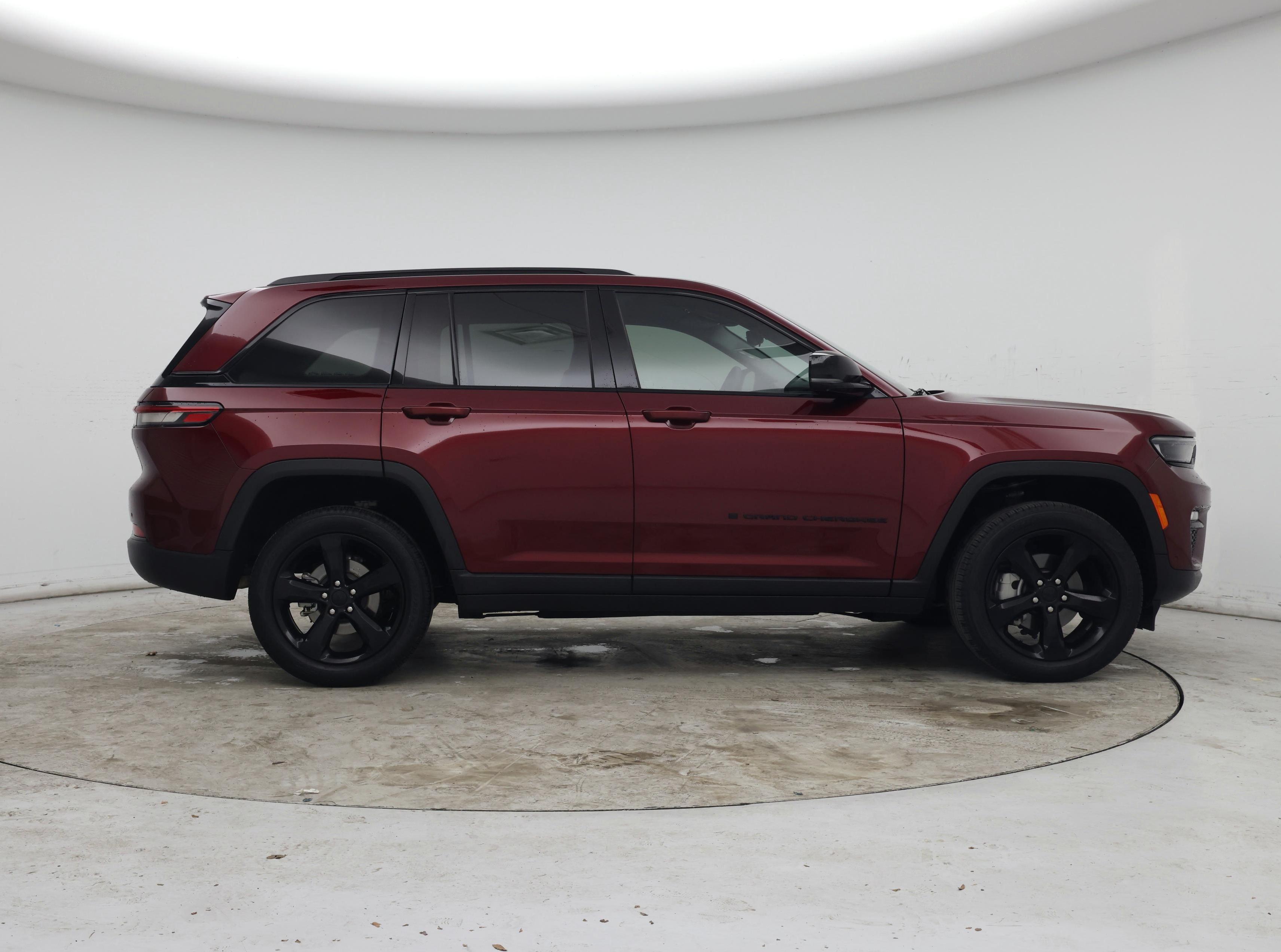 Thumbnail: 2023 Jeep Grand Cherokee - 7