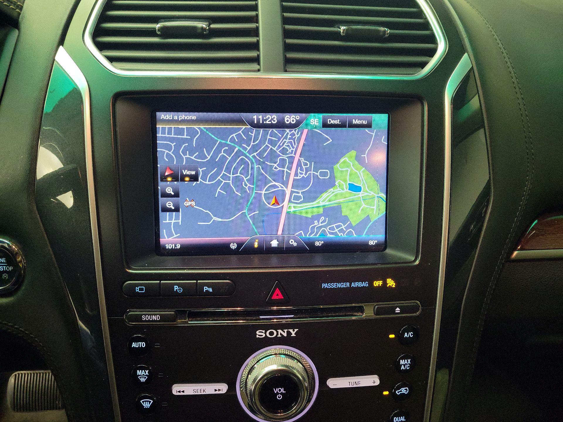 Thumbnail: 2016 Ford Explorer - 14