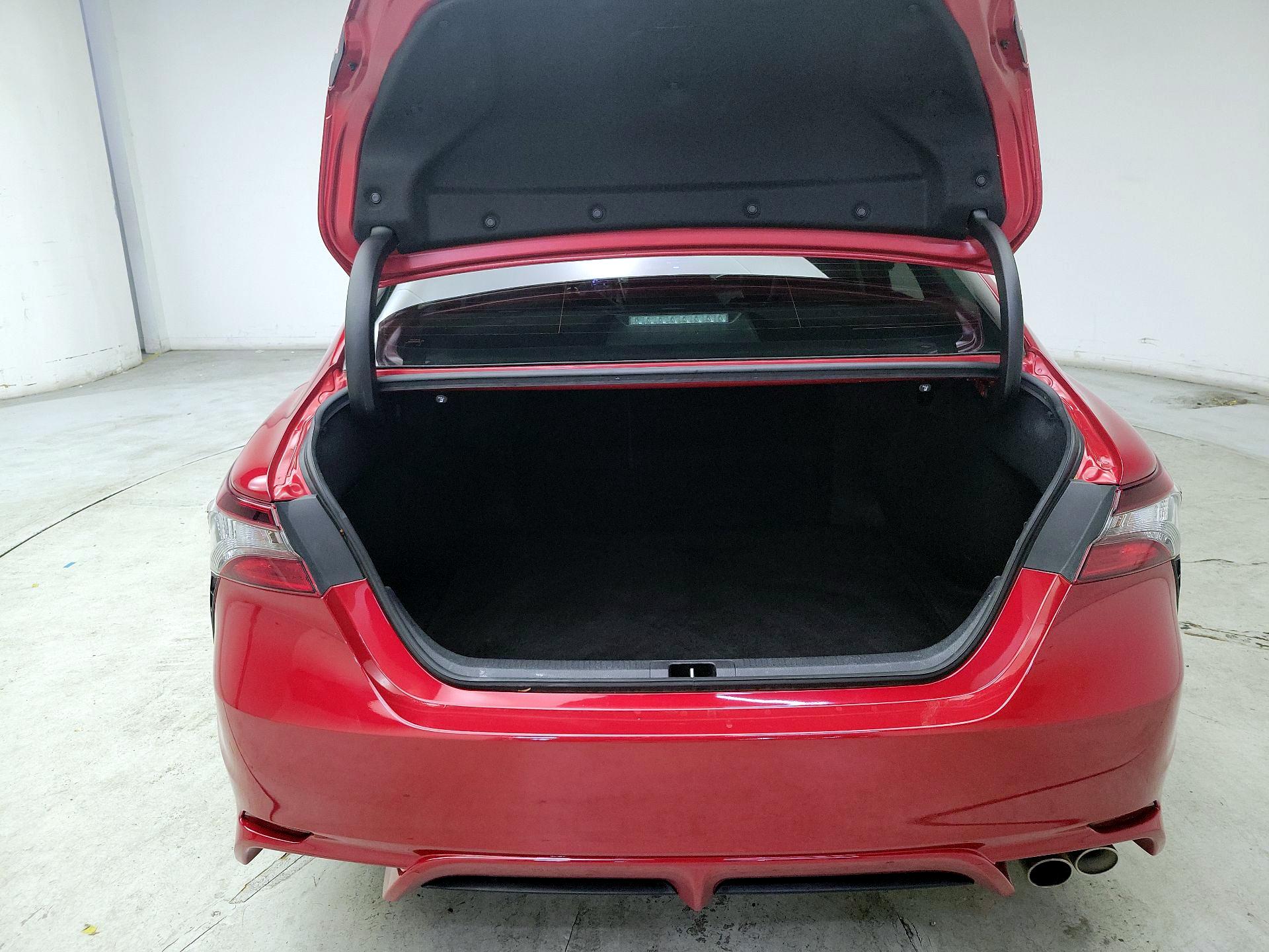 Thumbnail: 2023 Toyota Camry - 20