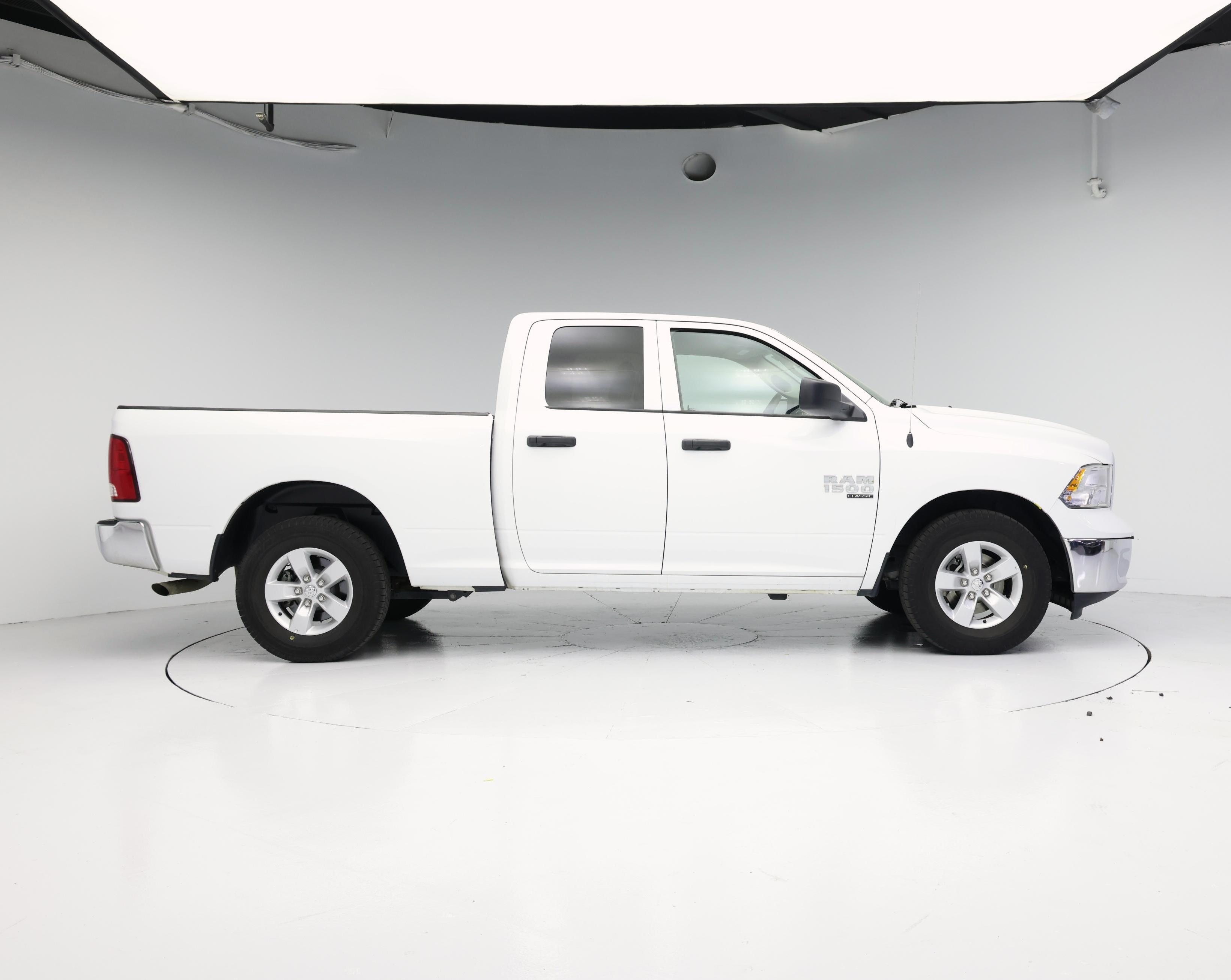Thumbnail: 2024 RAM 1500 Classic - 7