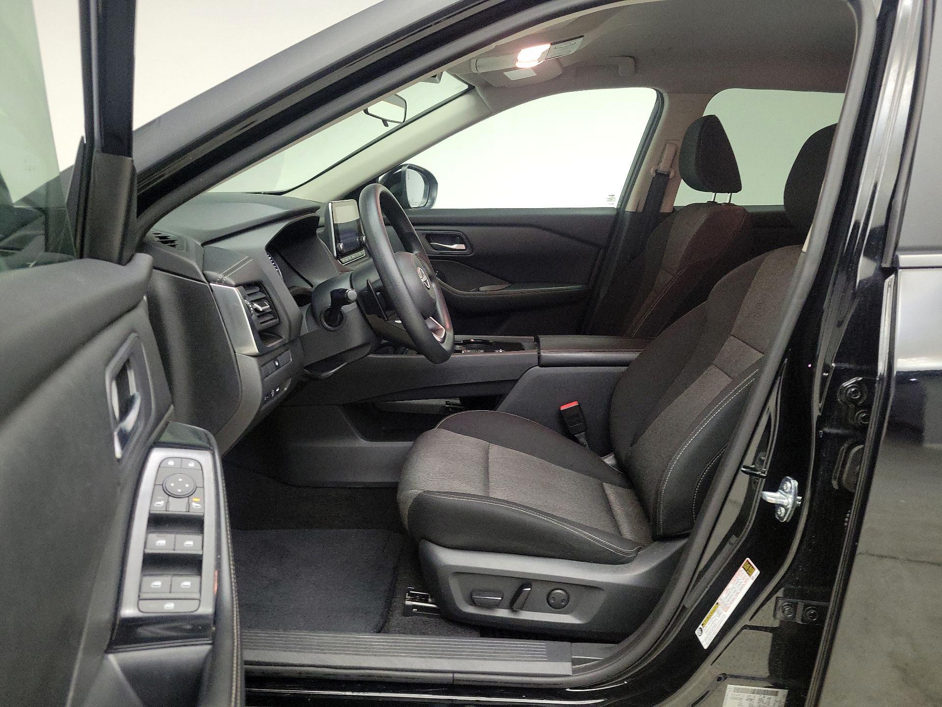 Thumbnail: 2024 Nissan Rogue - 11