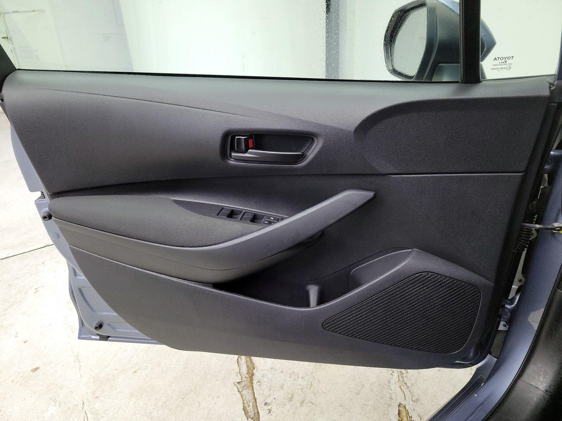 Thumbnail: 2023 Toyota Corolla - 12