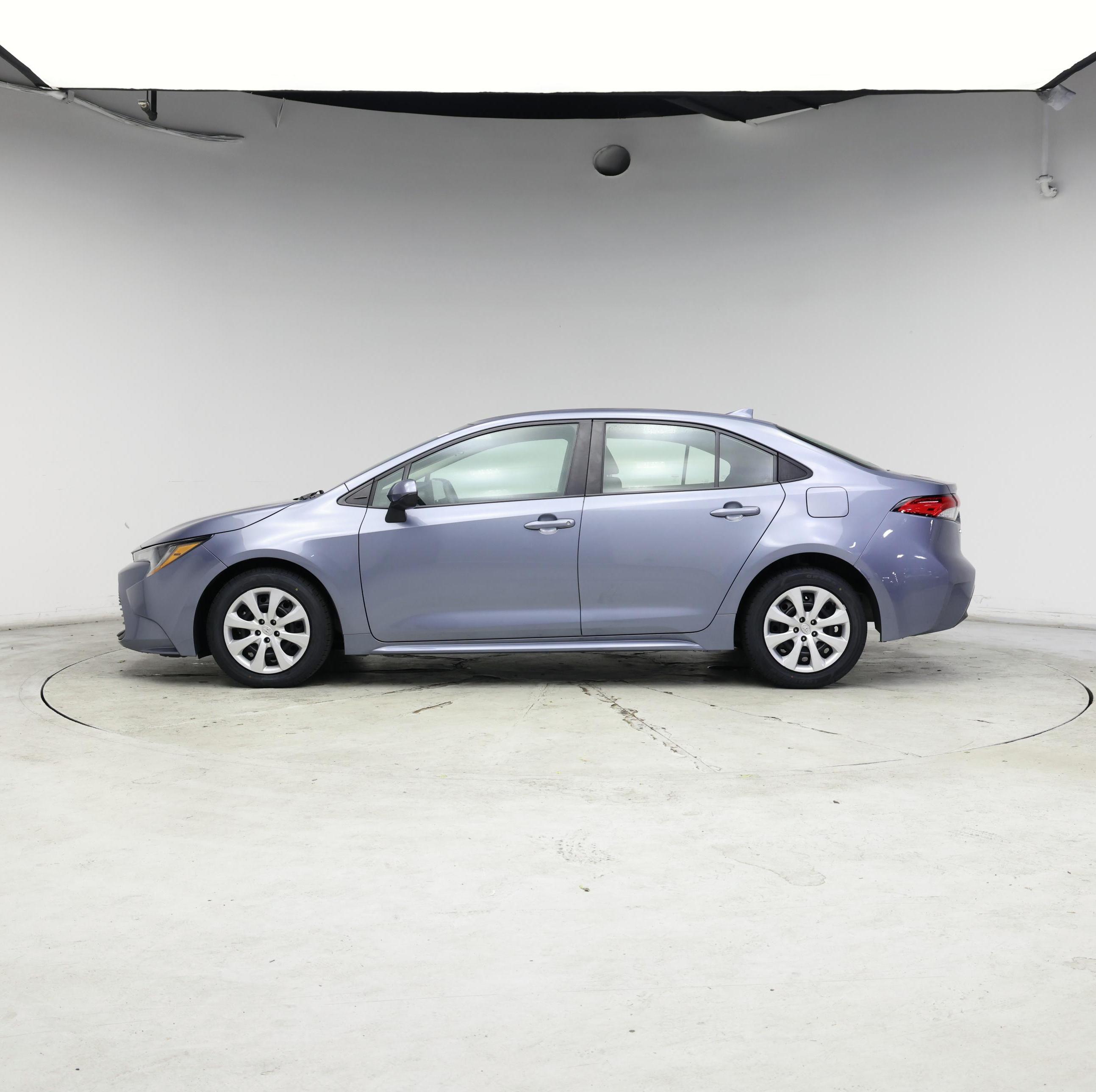 Thumbnail: 2023 Toyota Corolla - 3