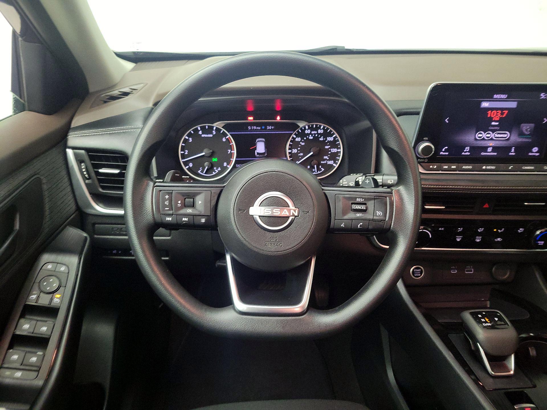 Thumbnail: 2023 Nissan Rogue - 10