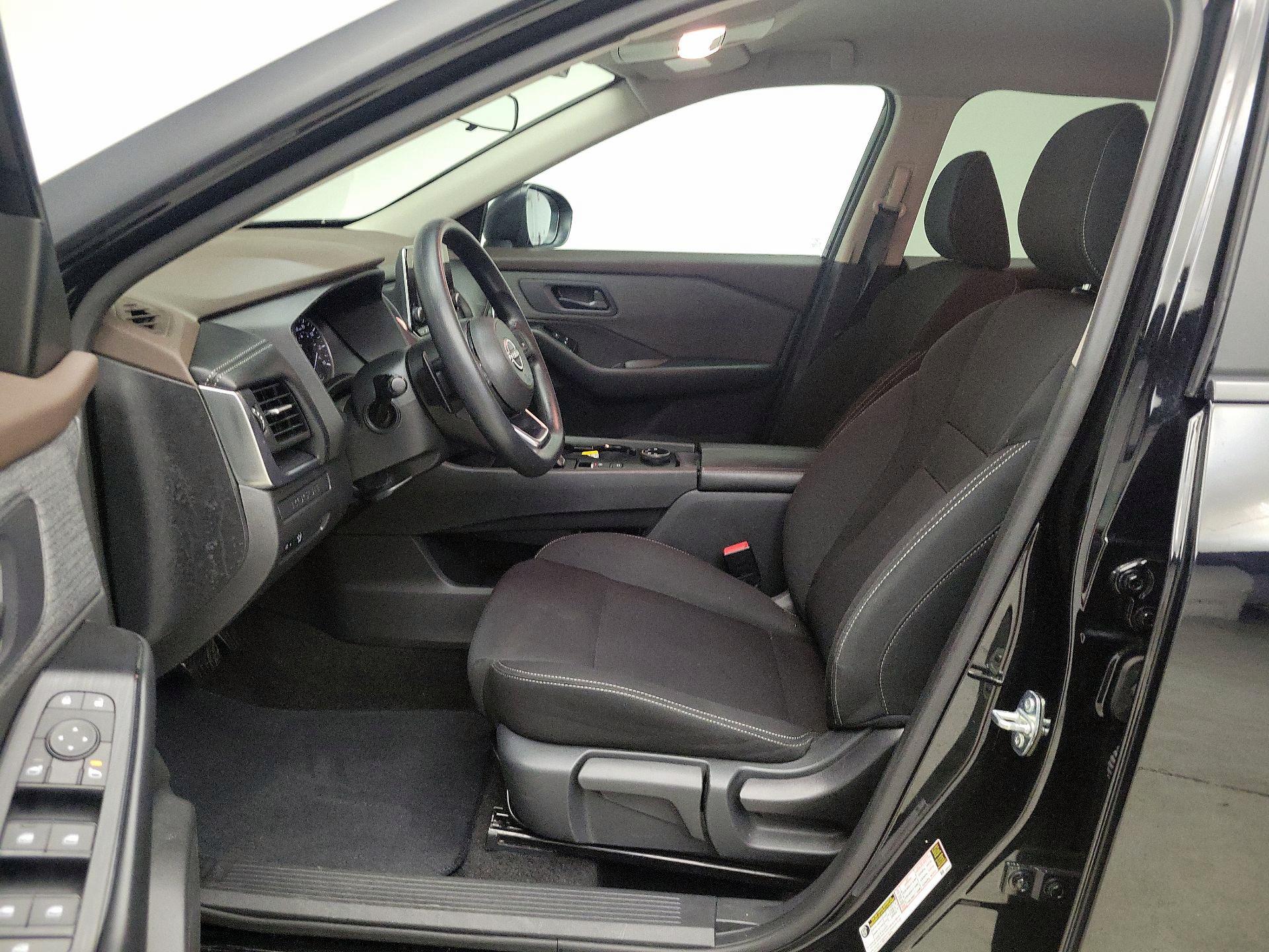 Thumbnail: 2023 Nissan Rogue - 11