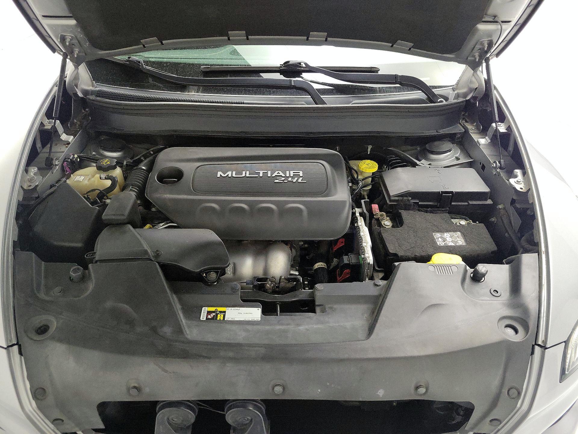 Thumbnail: 2015 Jeep Cherokee - 20